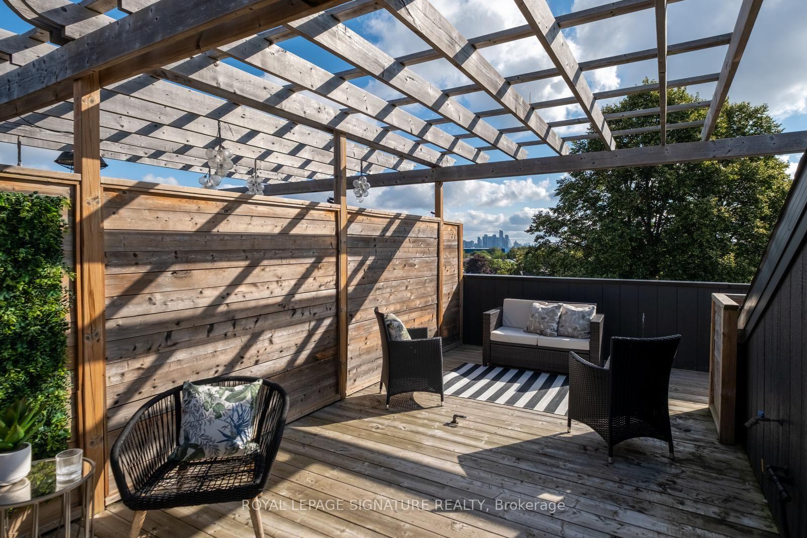 Photo 27 of Unit 73, 71 Elder Avenue, Etobicoke, Long Branch — HOMEH