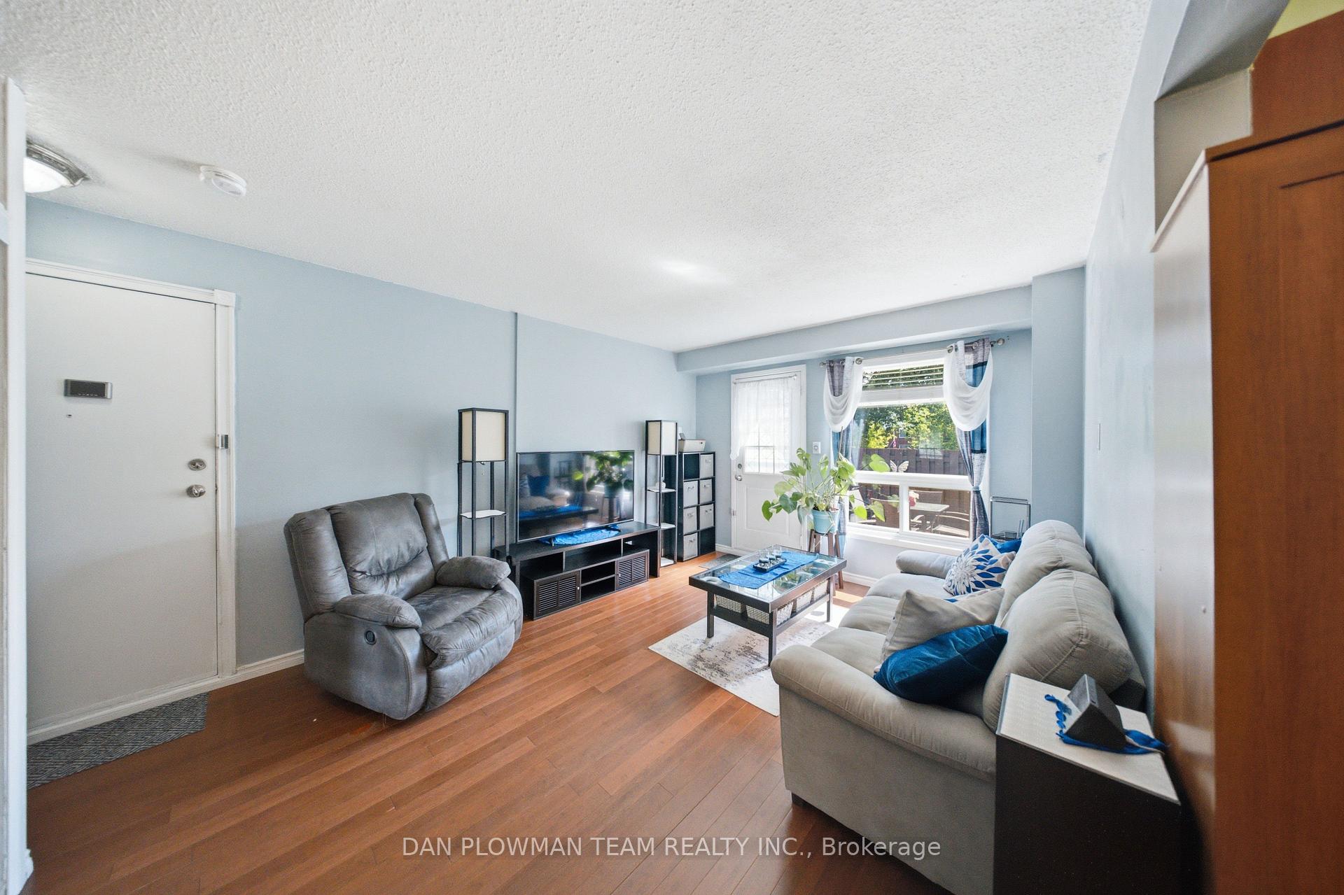 Photo 4 of Unit 108, 960 Glen Street, Oshawa, Lakeview — HOMEH