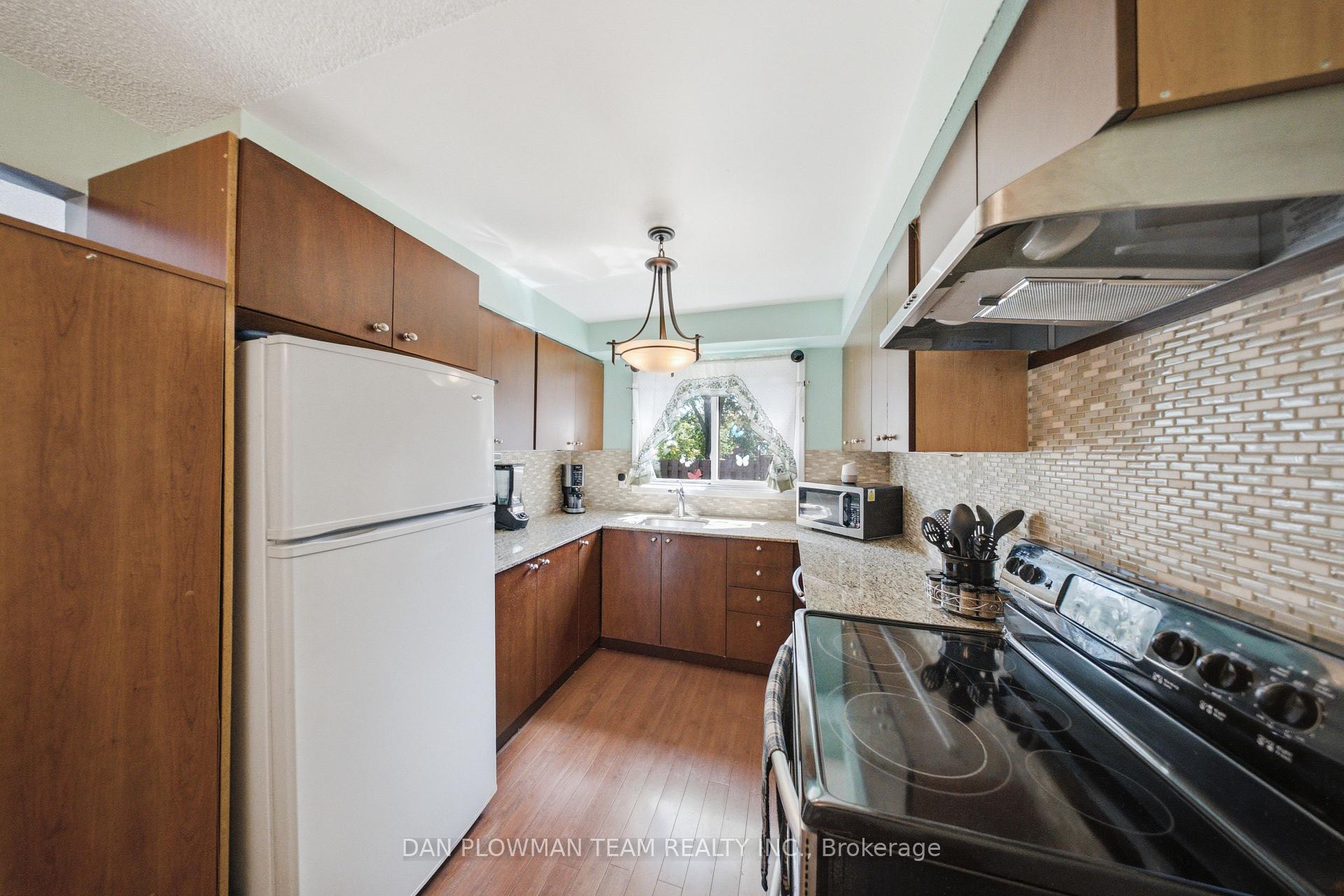 Photo 12 of Unit 108, 960 Glen Street, Oshawa, Lakeview — HOMEH