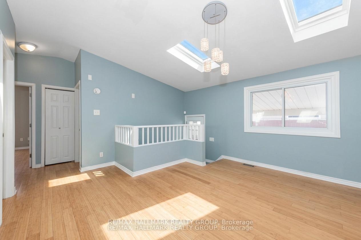 Photo 17 of 2223 Halifax Drive, Ottawa, Elmvale Acres/Urbandale — HOMEH