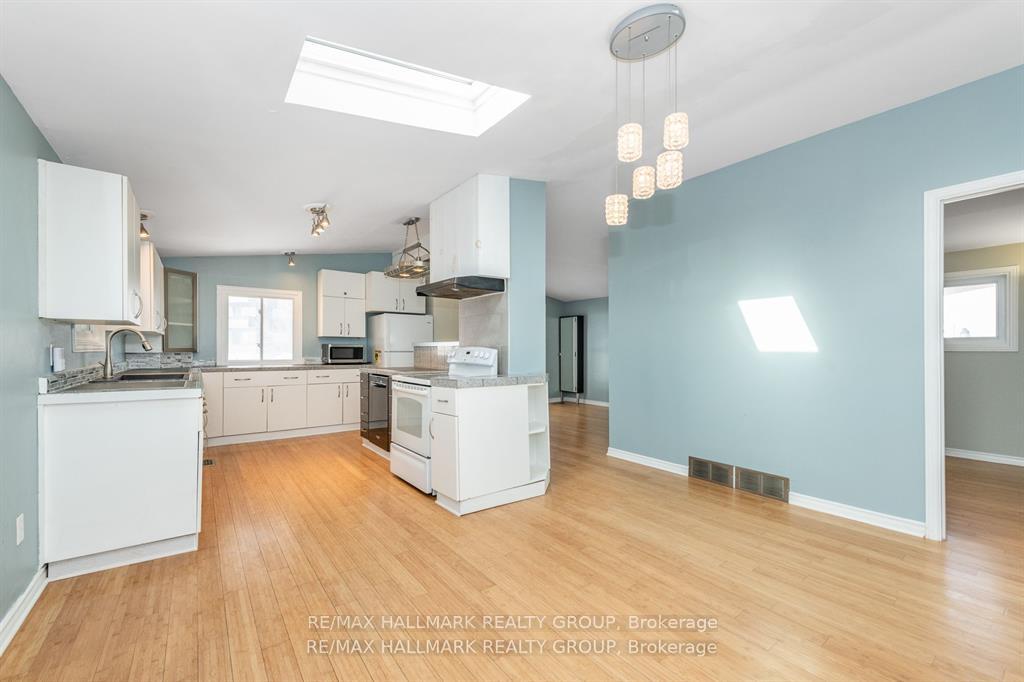 Photo 21 of 2223 Halifax Drive, Ottawa, Elmvale Acres/Urbandale — HOMEH