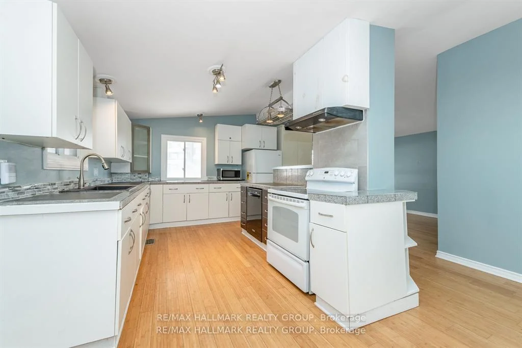 Photo 25 of 2223 Halifax Drive, Ottawa, Elmvale Acres/Urbandale — HOMEH