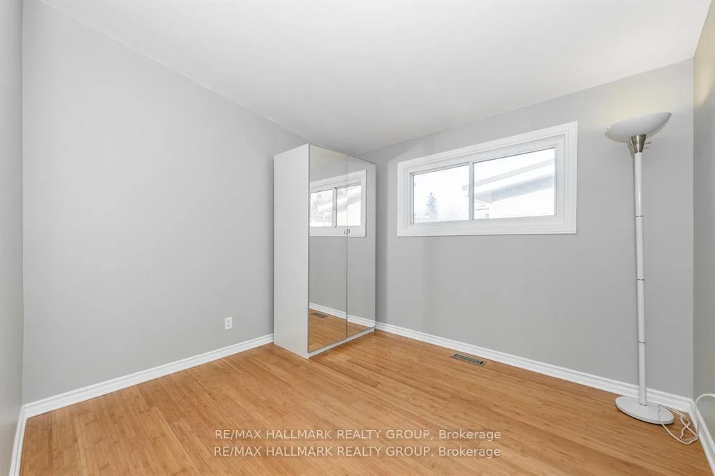 Photo 41 of 2223 Halifax Drive, Ottawa, Elmvale Acres/Urbandale — HOMEH