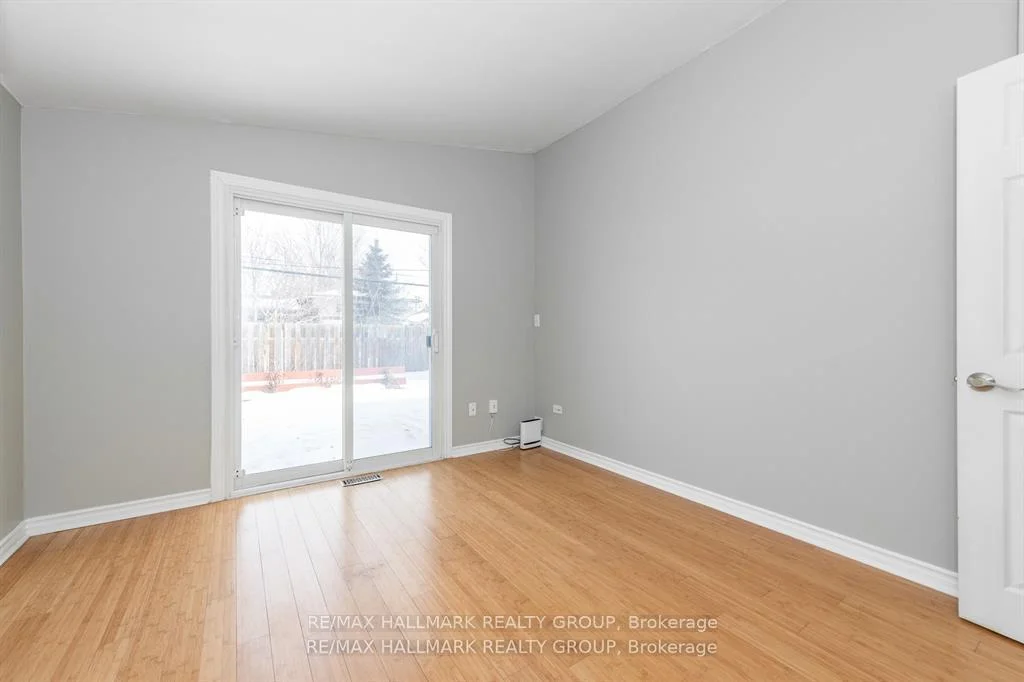Photo 46 of 2223 Halifax Drive, Ottawa, Elmvale Acres/Urbandale — HOMEH
