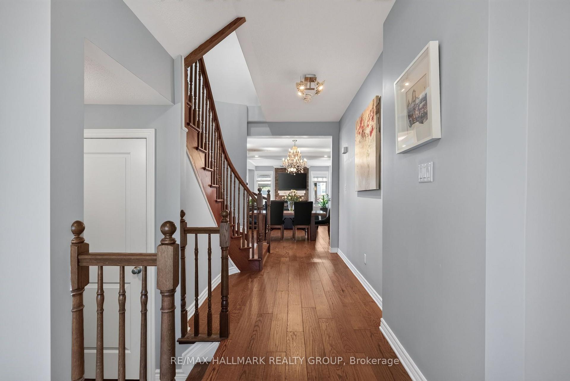 Photo 7 of 220 Enclave Walk, Ottawa, Mer Bleue/Bradley Estates/Anderson Park — HOMEH