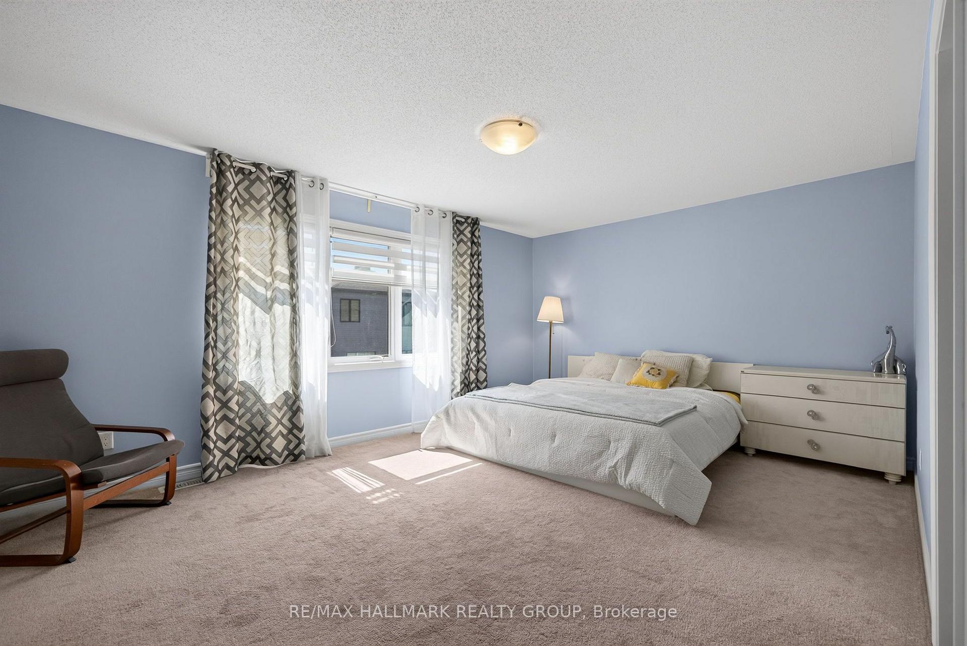 Photo 25 of 220 Enclave Walk, Ottawa, Mer Bleue/Bradley Estates/Anderson Park — HOMEH