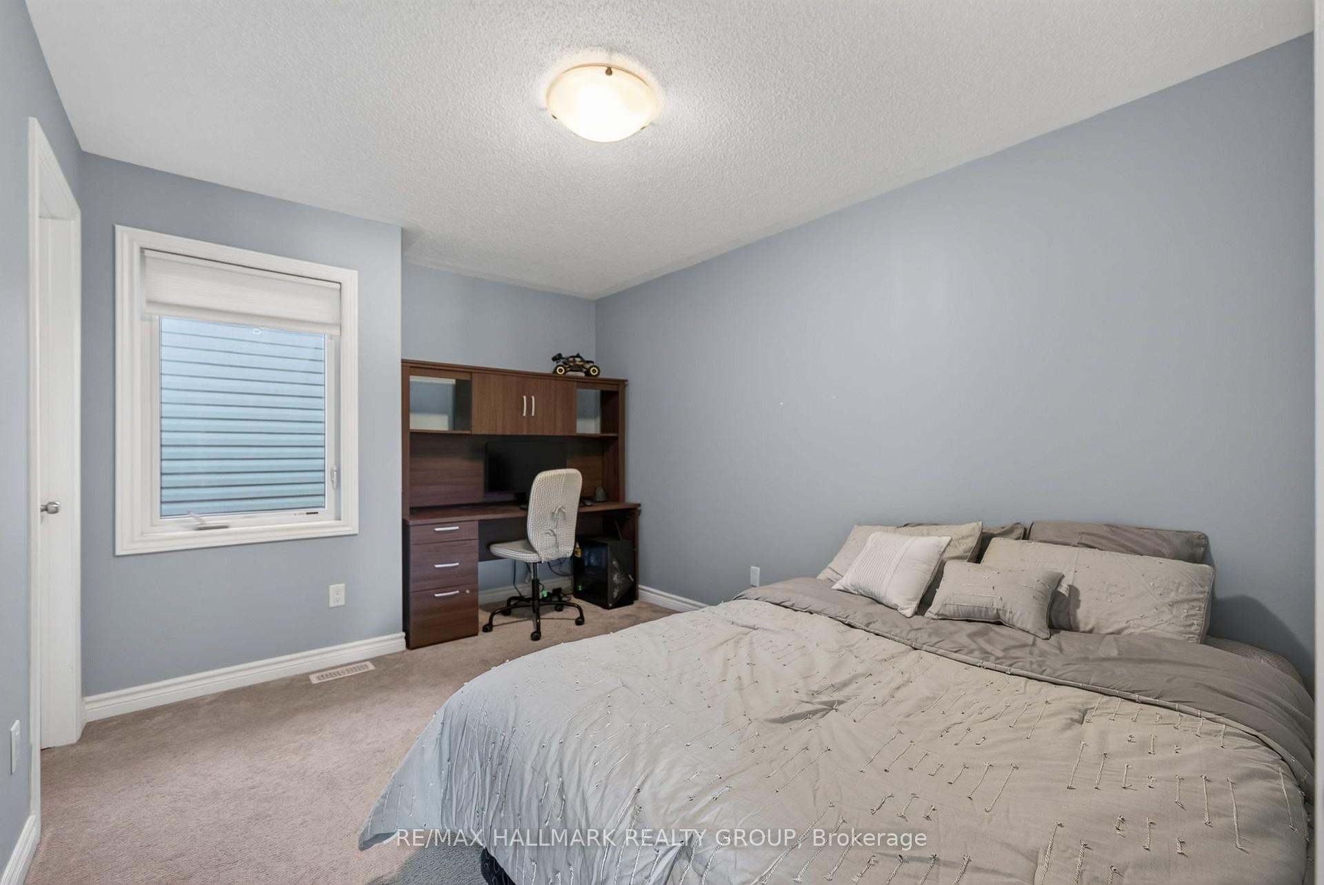 Photo 35 of 220 Enclave Walk, Ottawa, Mer Bleue/Bradley Estates/Anderson Park — HOMEH