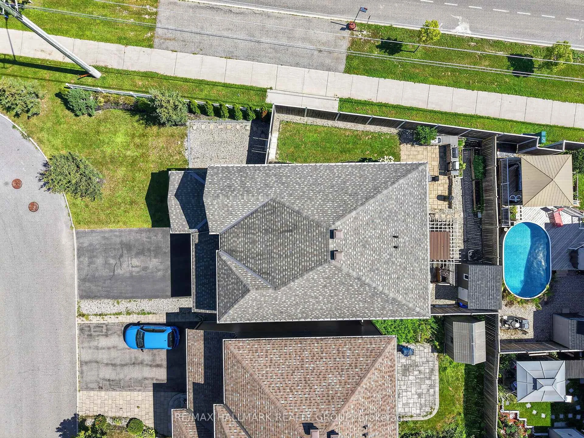 Photo 51 of 220 Enclave Walk, Ottawa, Mer Bleue/Bradley Estates/Anderson Park — HOMEH