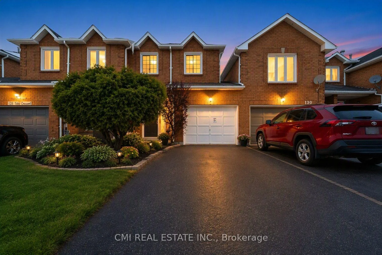 Photo of 128 Toba Crescent