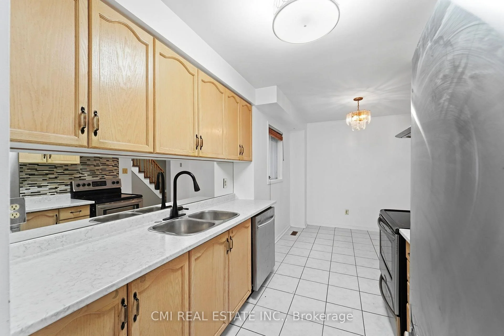 Photo 22 of 128 Toba Crescent, Brampton, Heart Lake East — HOMEH