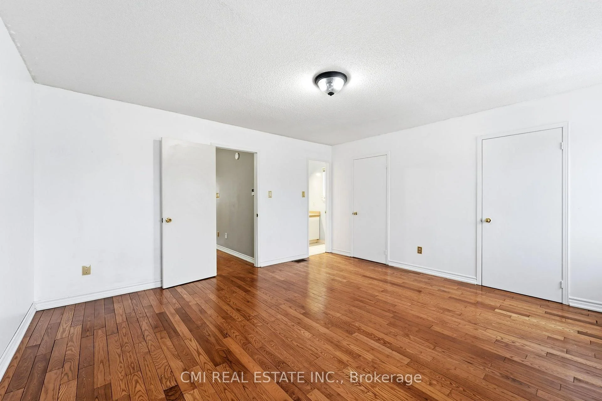 Photo 60 of 128 Toba Crescent, Brampton, Heart Lake East — HOMEH