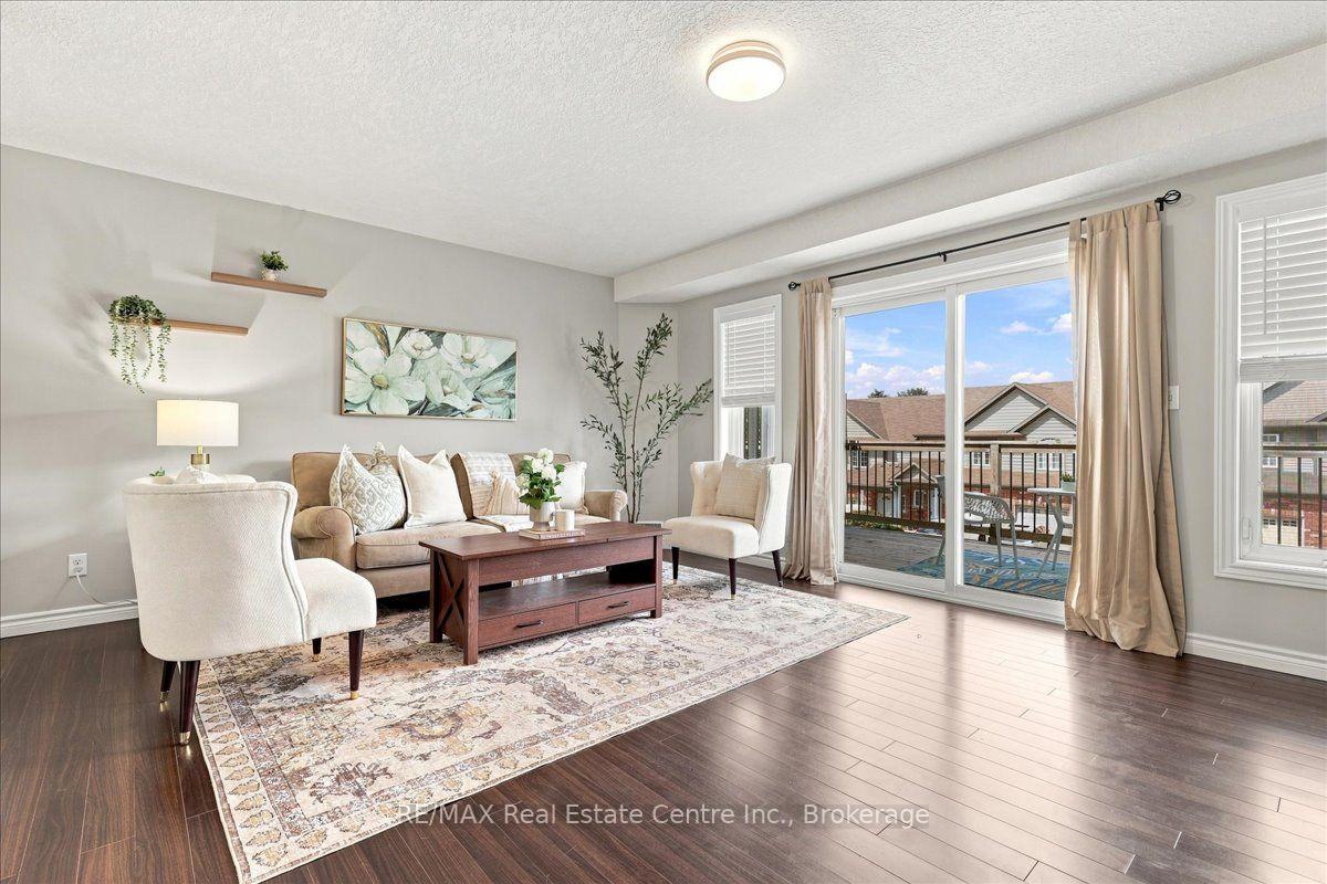 Photo 5 of Unit 21B, 975 Strasburg Road, Waterloo — HOMEH