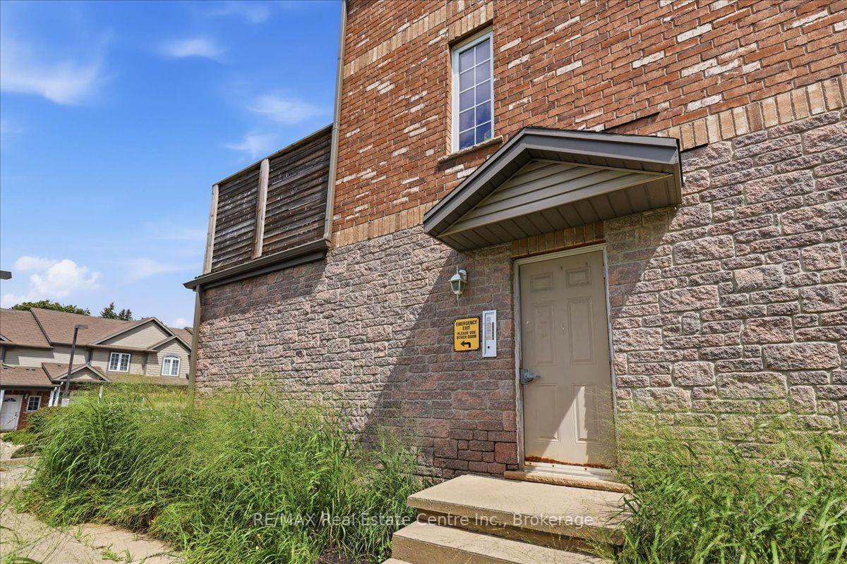 Photo 26 of Unit 21B, 975 Strasburg Road, Waterloo — HOMEH