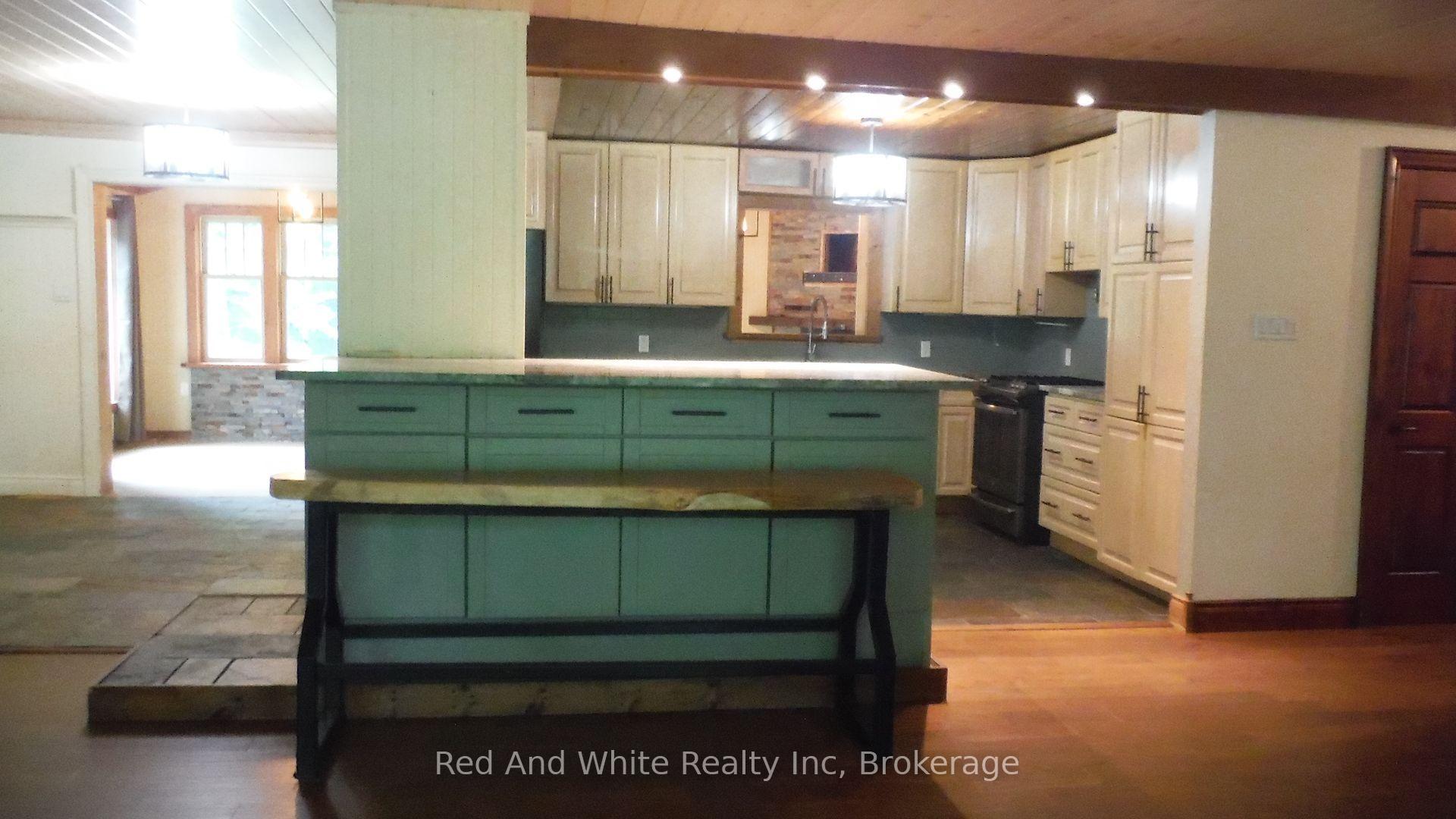 Photo 9 of 708 141 Hwy, Seguin — HOMEH