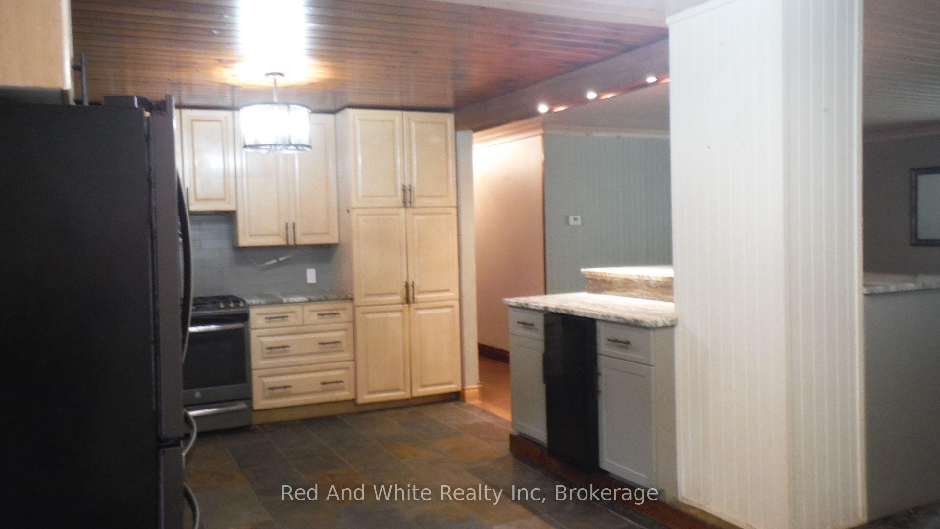 Photo 10 of 708 141 Hwy, Seguin — HOMEH