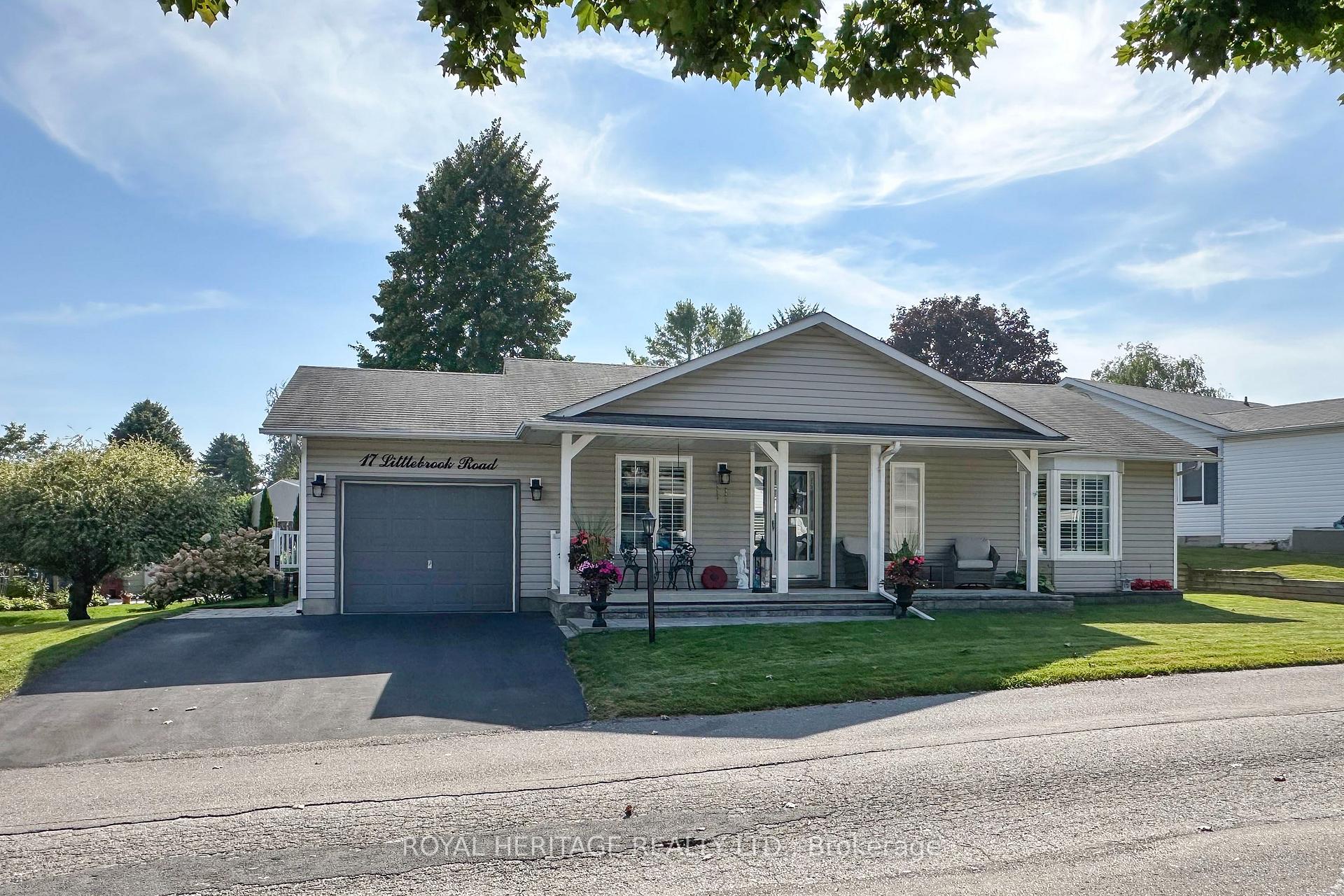 Photo 2 of 17 Littlebrook Road, Clarington, Newcastle — HOMEH