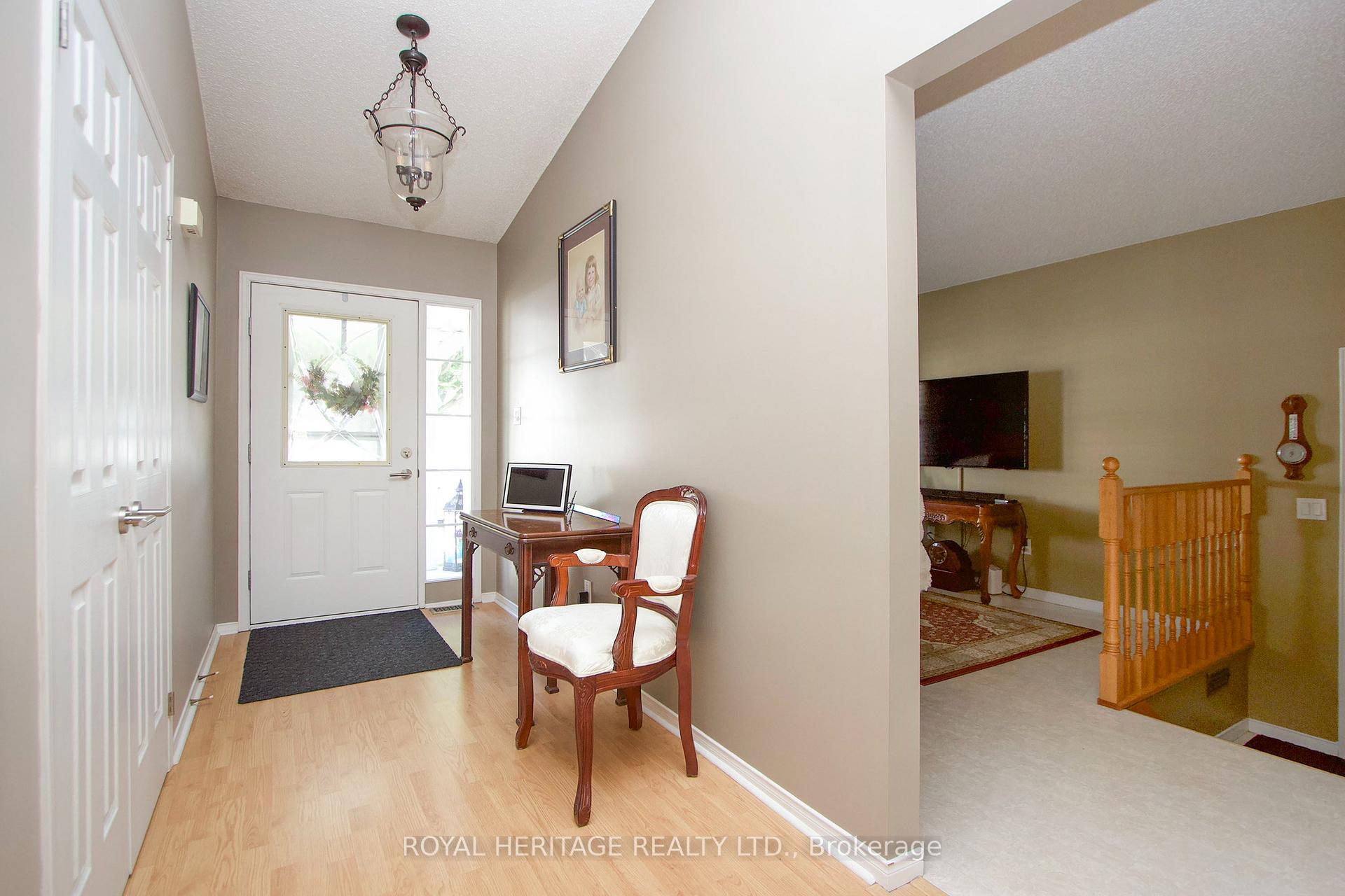 Photo 5 of 17 Littlebrook Road, Clarington, Newcastle — HOMEH