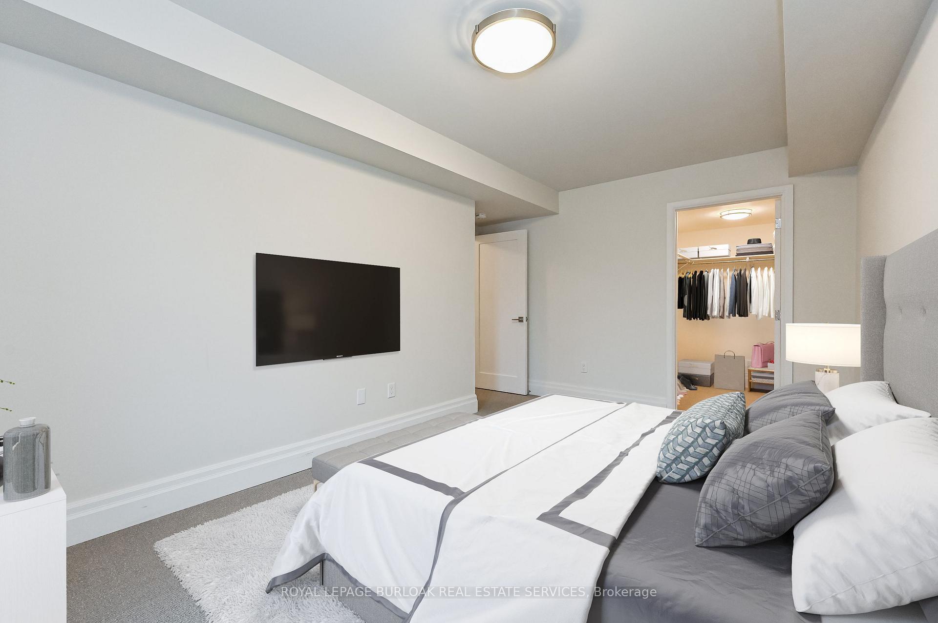 Photo 11 of Unit 207, 760 Lakeshore Road E, Mississauga, Lakeview — HOMEH