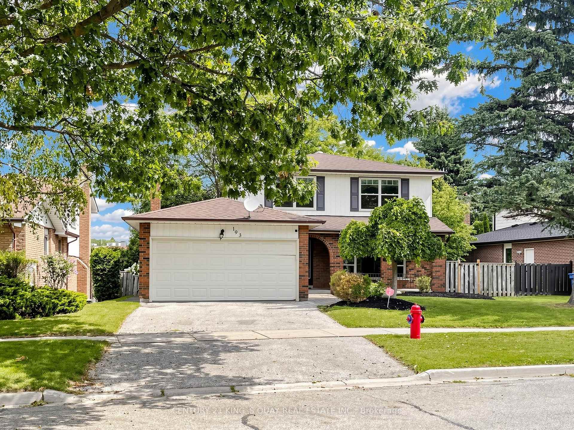 Photo 3 of 193 Alexander Road, Newmarket, Gorham-College Manor — HOMEH