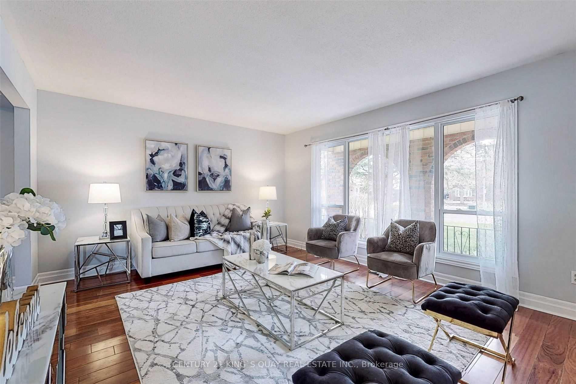 Photo 6 of 193 Alexander Road, Newmarket, Gorham-College Manor — HOMEH