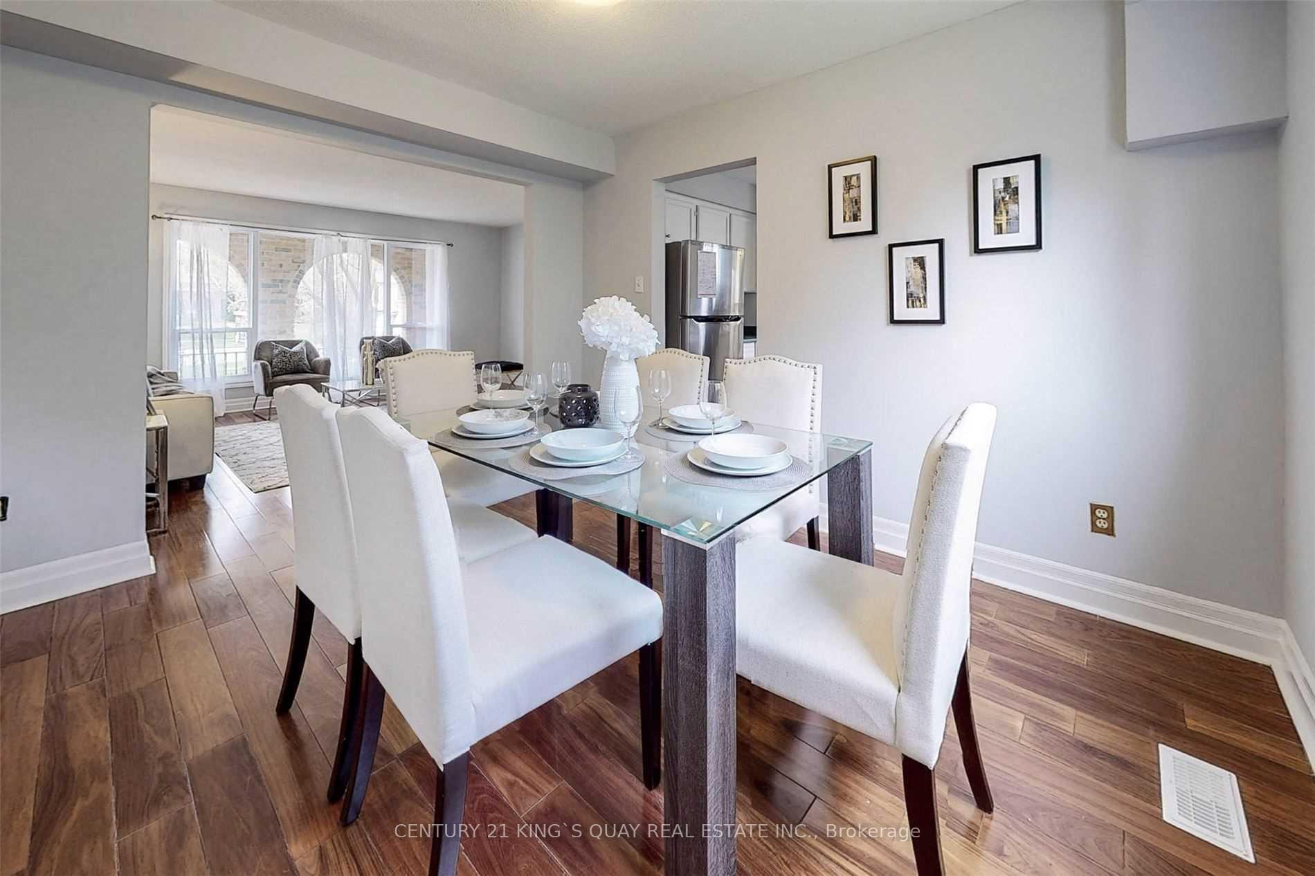 Photo 11 of 193 Alexander Road, Newmarket, Gorham-College Manor — HOMEH