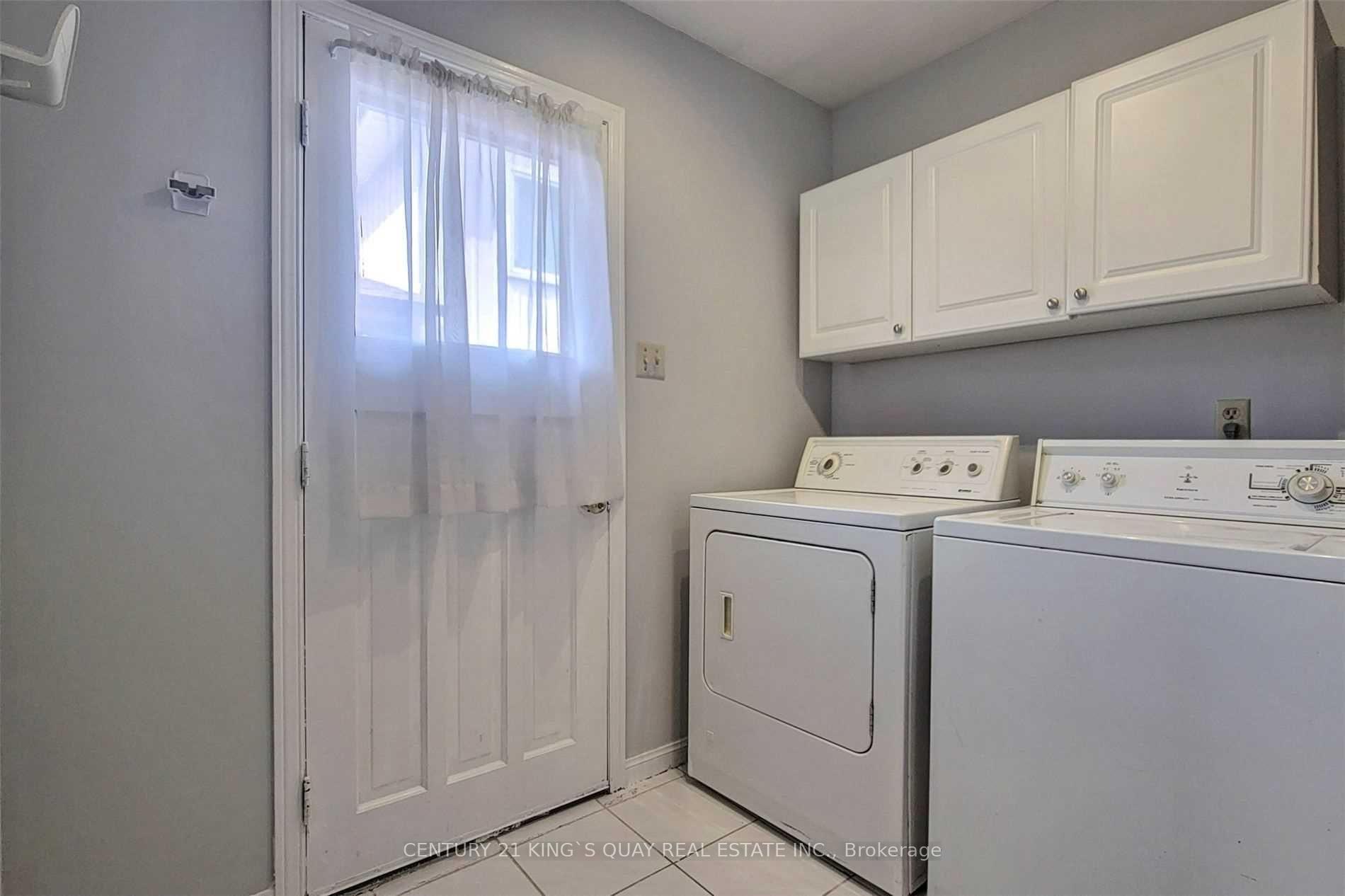 Photo 20 of 193 Alexander Road, Newmarket, Gorham-College Manor — HOMEH