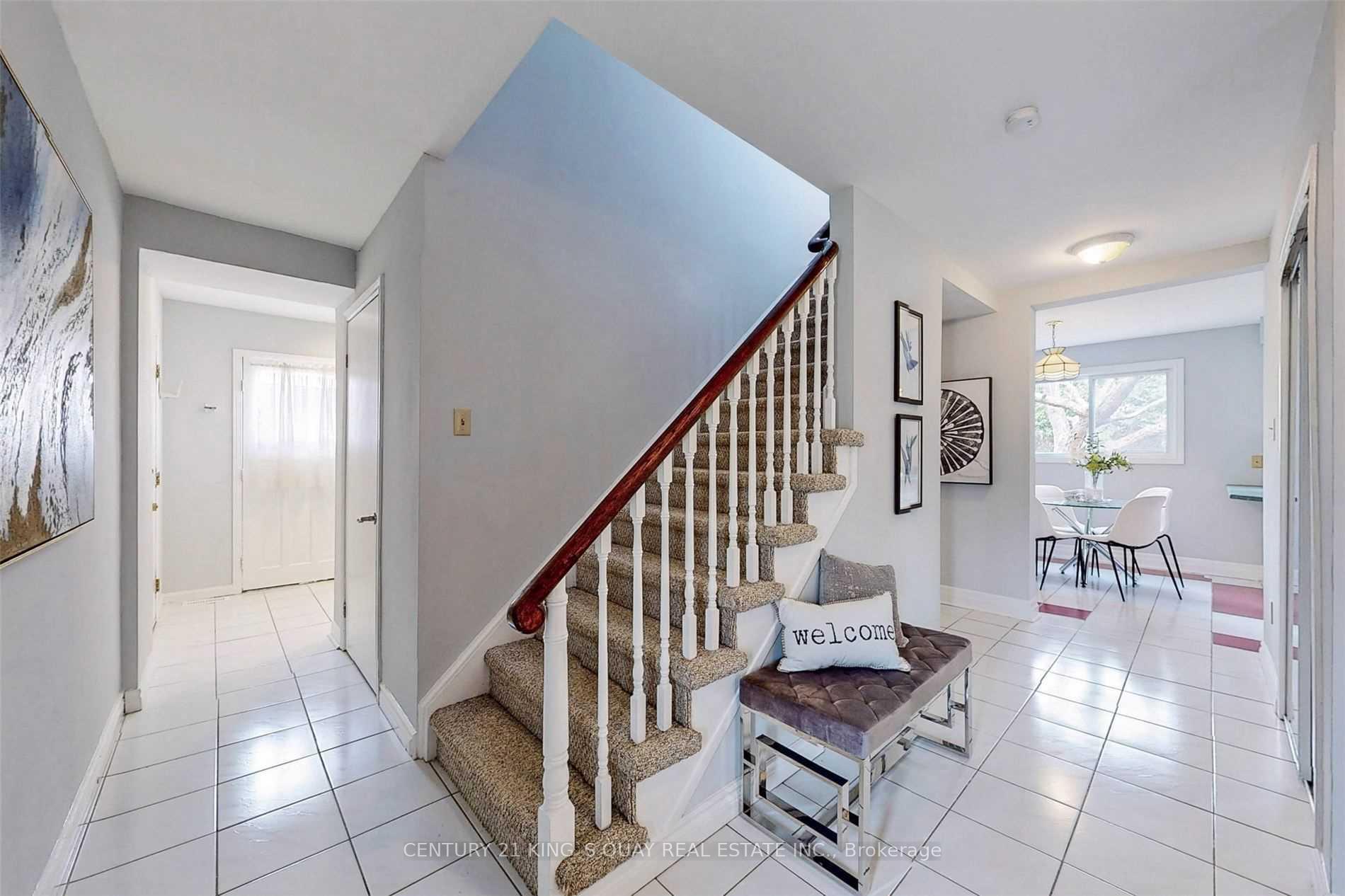 Photo 22 of 193 Alexander Road, Newmarket, Gorham-College Manor — HOMEH
