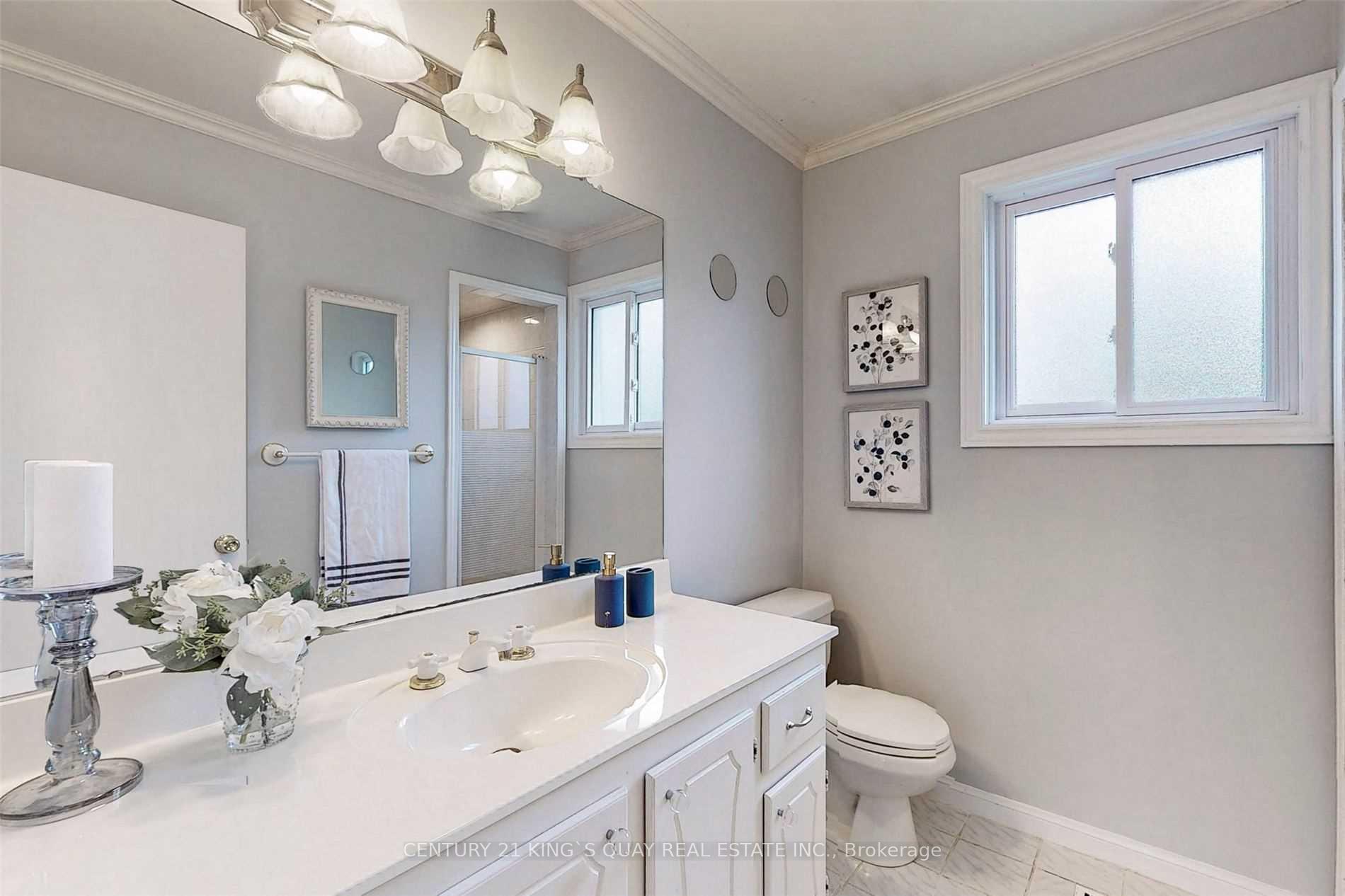 Photo 26 of 193 Alexander Road, Newmarket, Gorham-College Manor — HOMEH