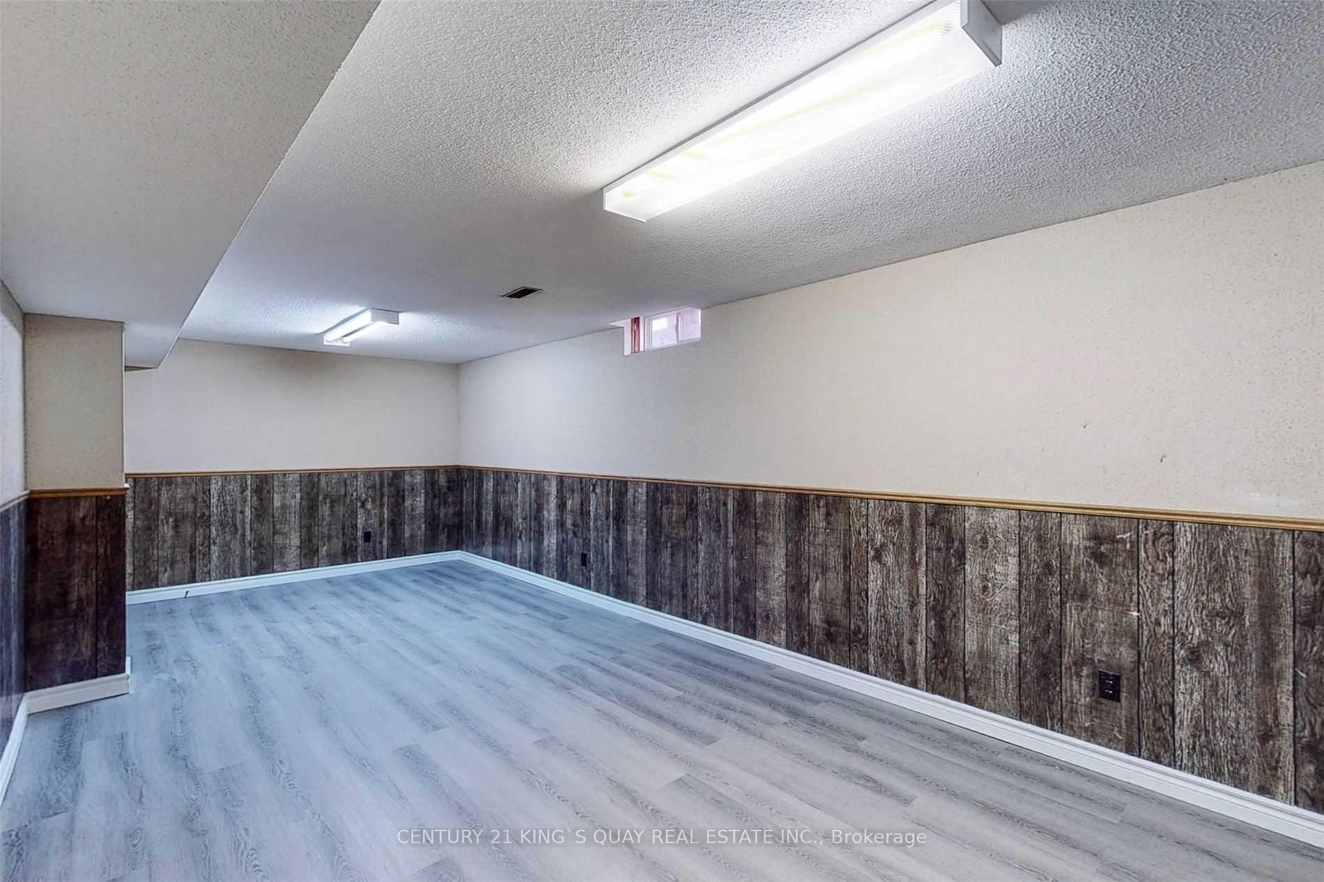 Photo 34 of 193 Alexander Road, Newmarket, Gorham-College Manor — HOMEH