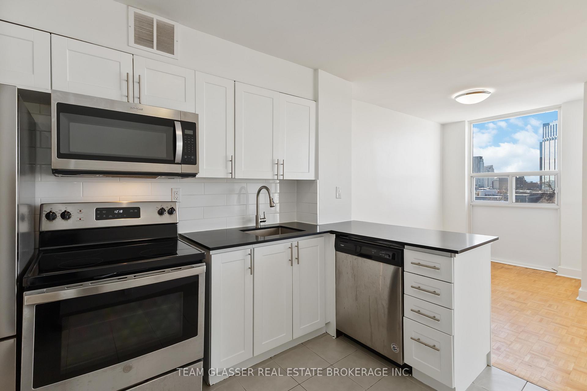 Photo 11 of Unit 502, 396 Queens Avenue, London, East F — HOMEH