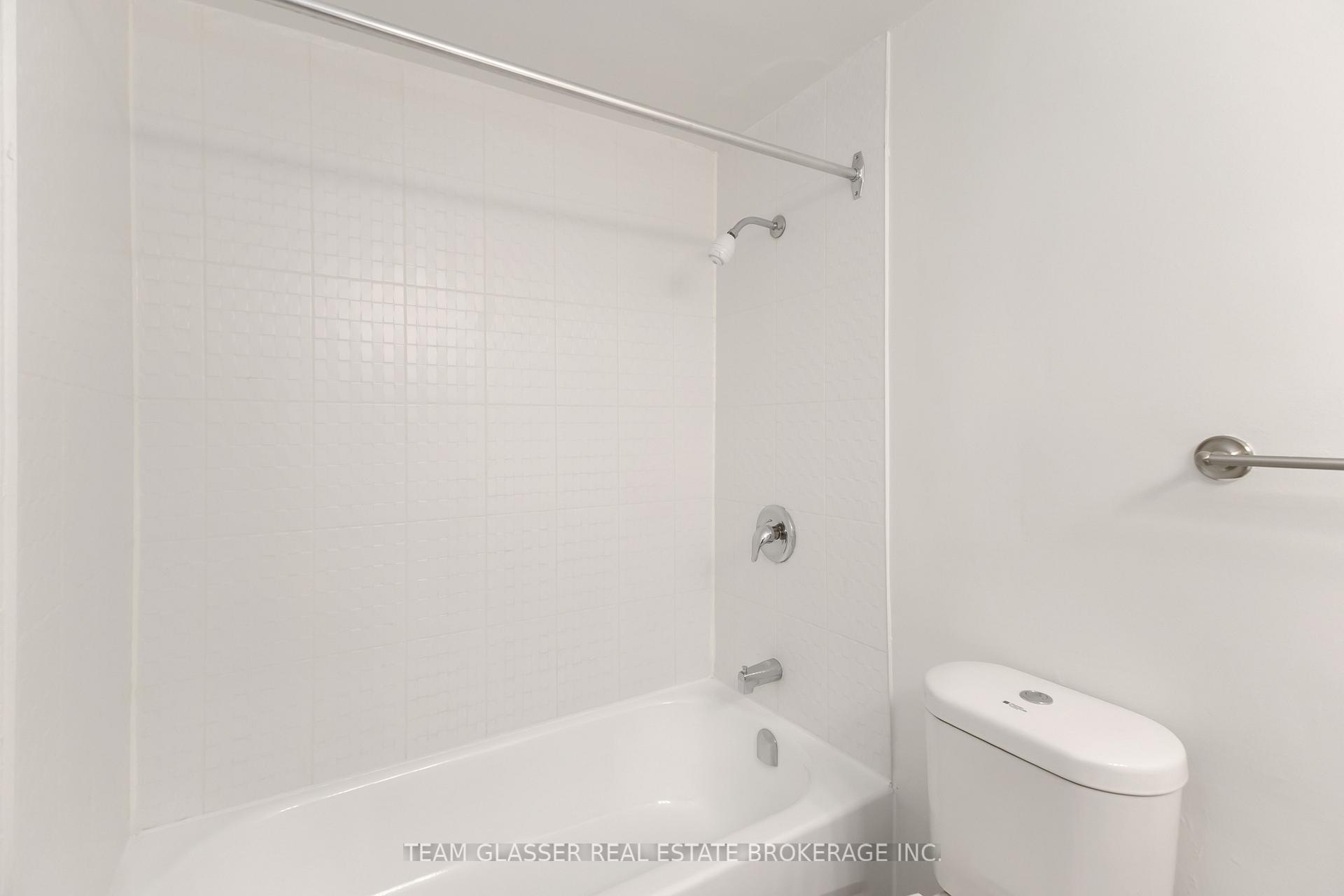 Photo 17 of Unit 502, 396 Queens Avenue, London, East F — HOMEH