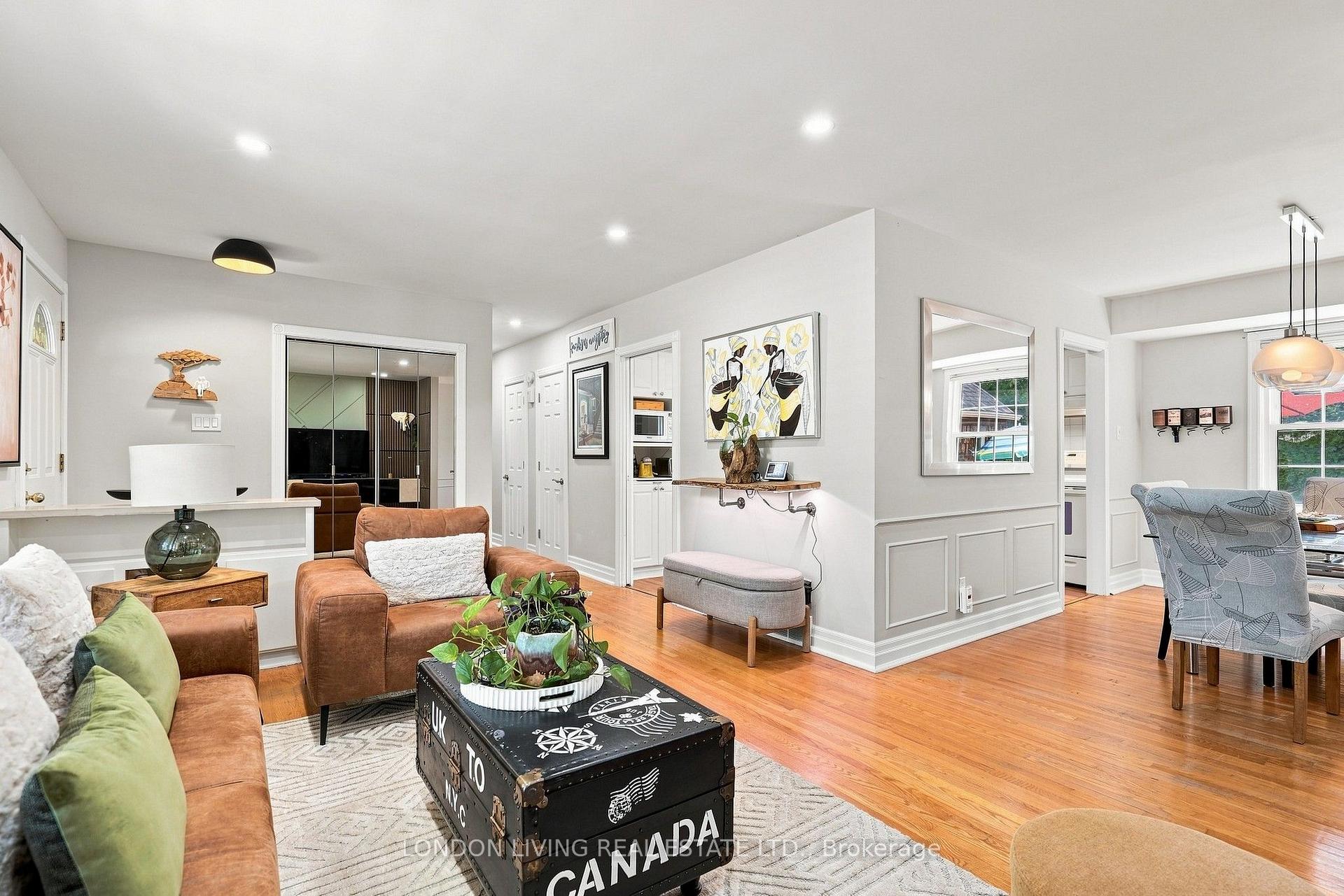 Photo 9 of 7 Glenburnie Crescent, London, North H — HOMEH
