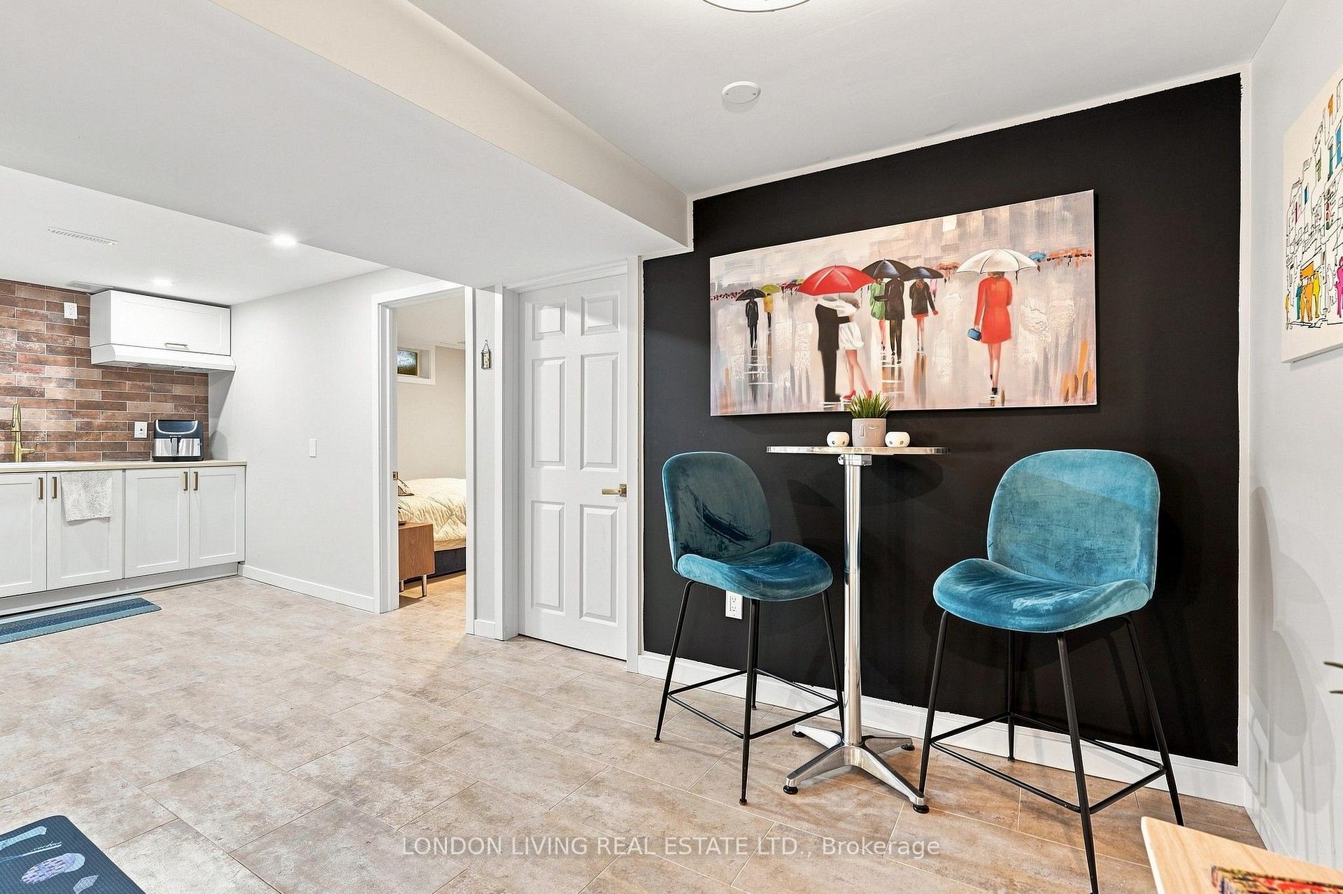 Photo 32 of 7 Glenburnie Crescent, London, North H — HOMEH