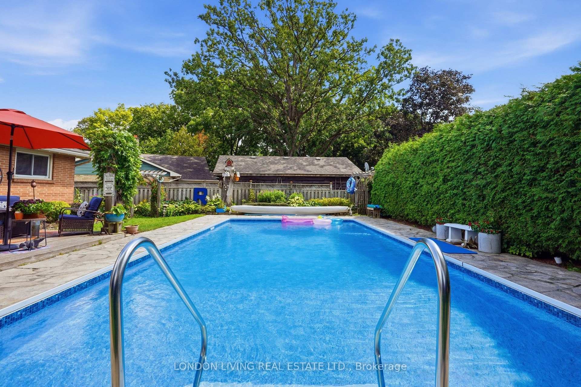 Photo 46 of 7 Glenburnie Crescent, London, North H — HOMEH