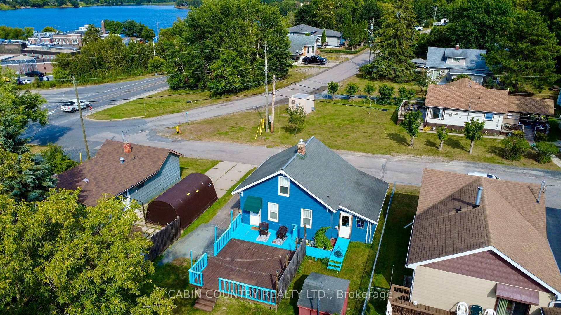 Photo 5 of 1405 Pearl Avenue, Kenora, Lakeside — HOMEH
