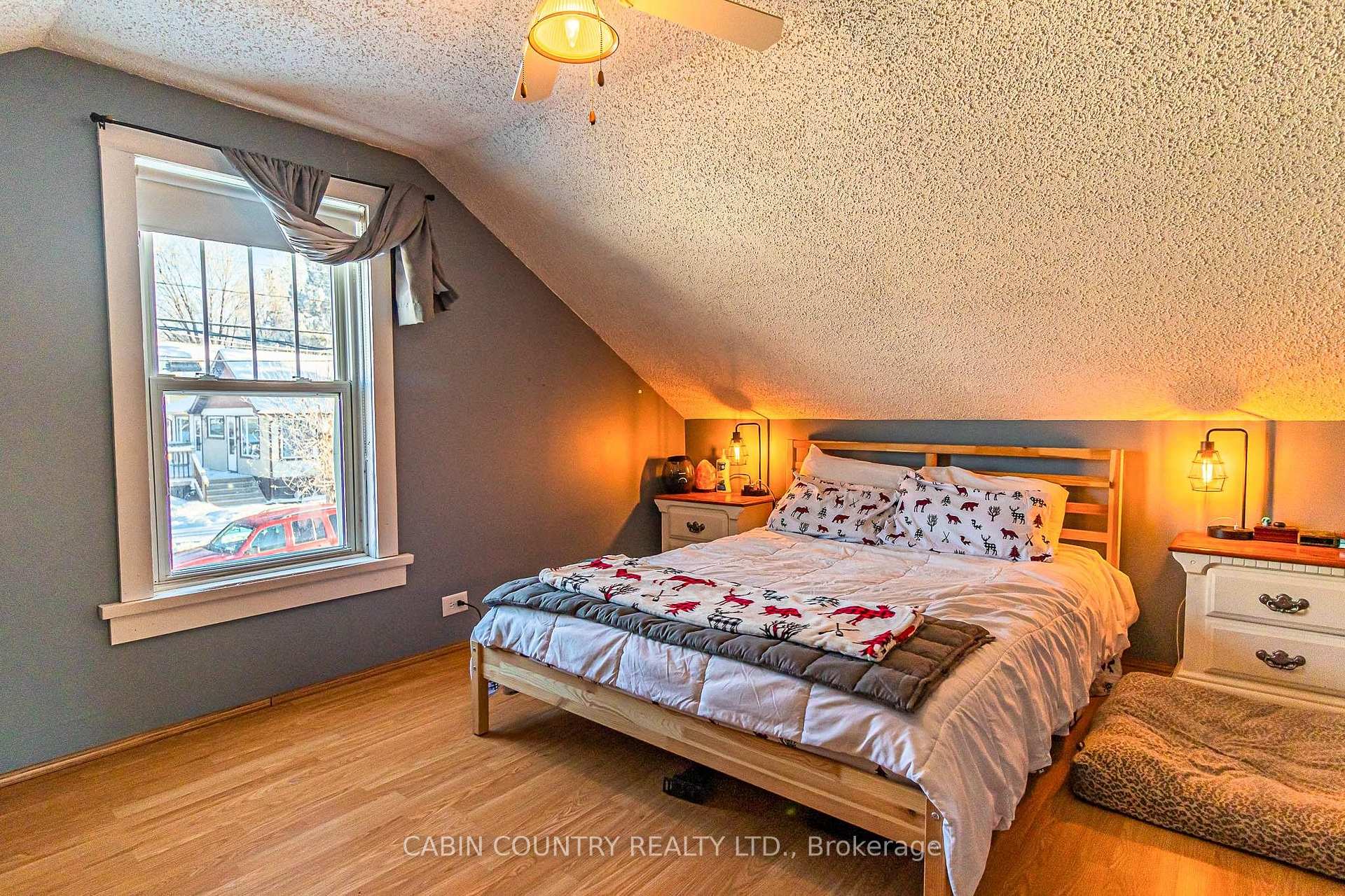 Photo 6 of 1405 Pearl Avenue, Kenora, Lakeside — HOMEH