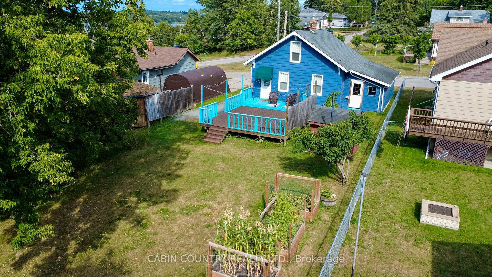 Photo 7 of 1405 Pearl Avenue, Kenora, Lakeside — HOMEH