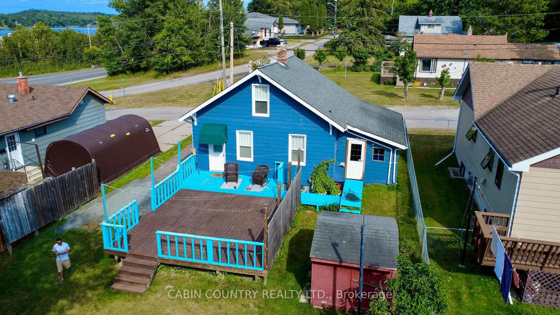 Photo 9 of 1405 Pearl Avenue, Kenora, Lakeside — HOMEH