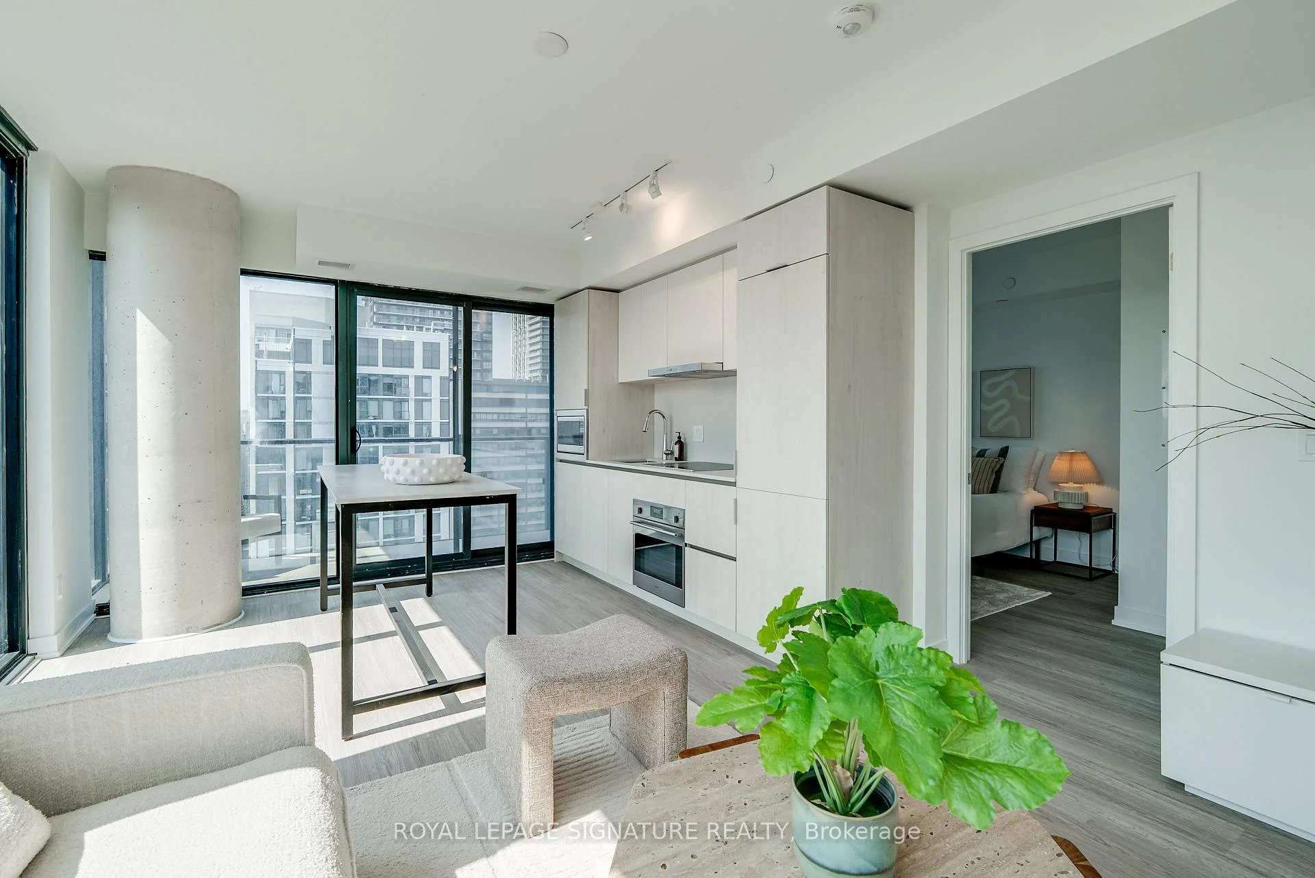 Photo 17 of Unit 3203, 47 Mutual Street, Toronto, Church-Yonge Corridor — HOMEH
