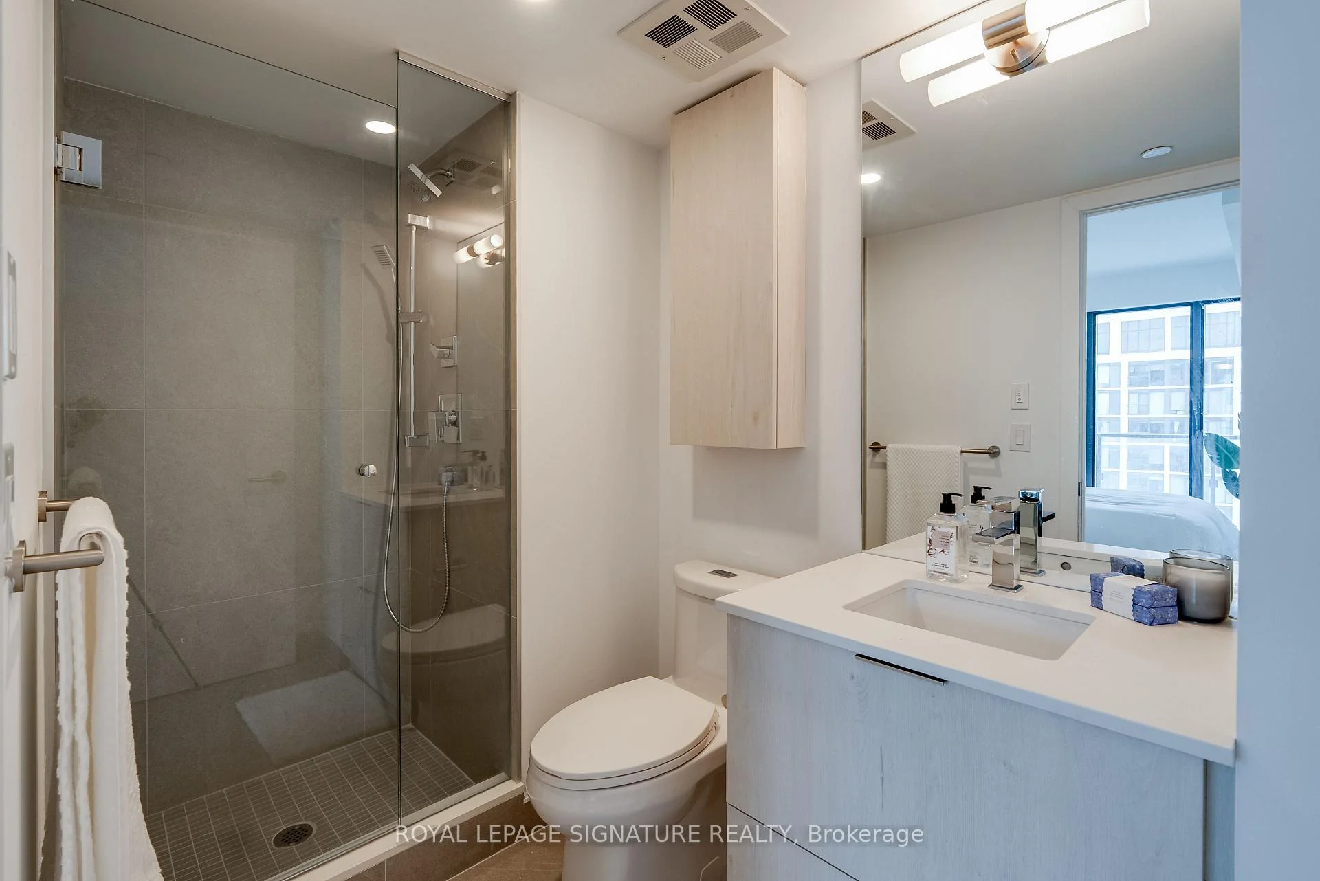 Photo 27 of Unit 3203, 47 Mutual Street, Toronto, Church-Yonge Corridor — HOMEH