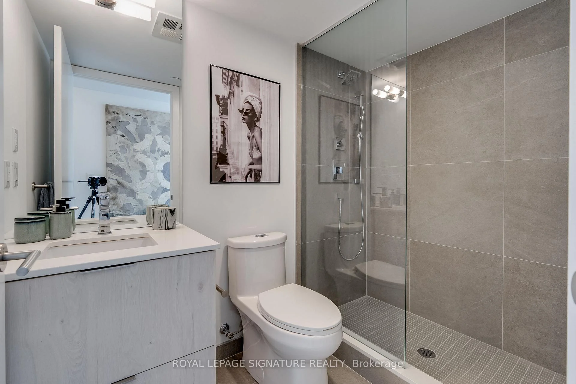 Photo 35 of Unit 3203, 47 Mutual Street, Toronto, Church-Yonge Corridor — HOMEH