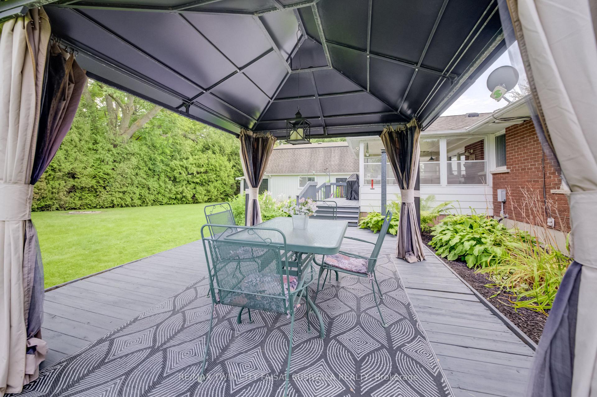 Photo 8 of 44 Oakwood Drive, Cambridge, Preston North — HOMEH