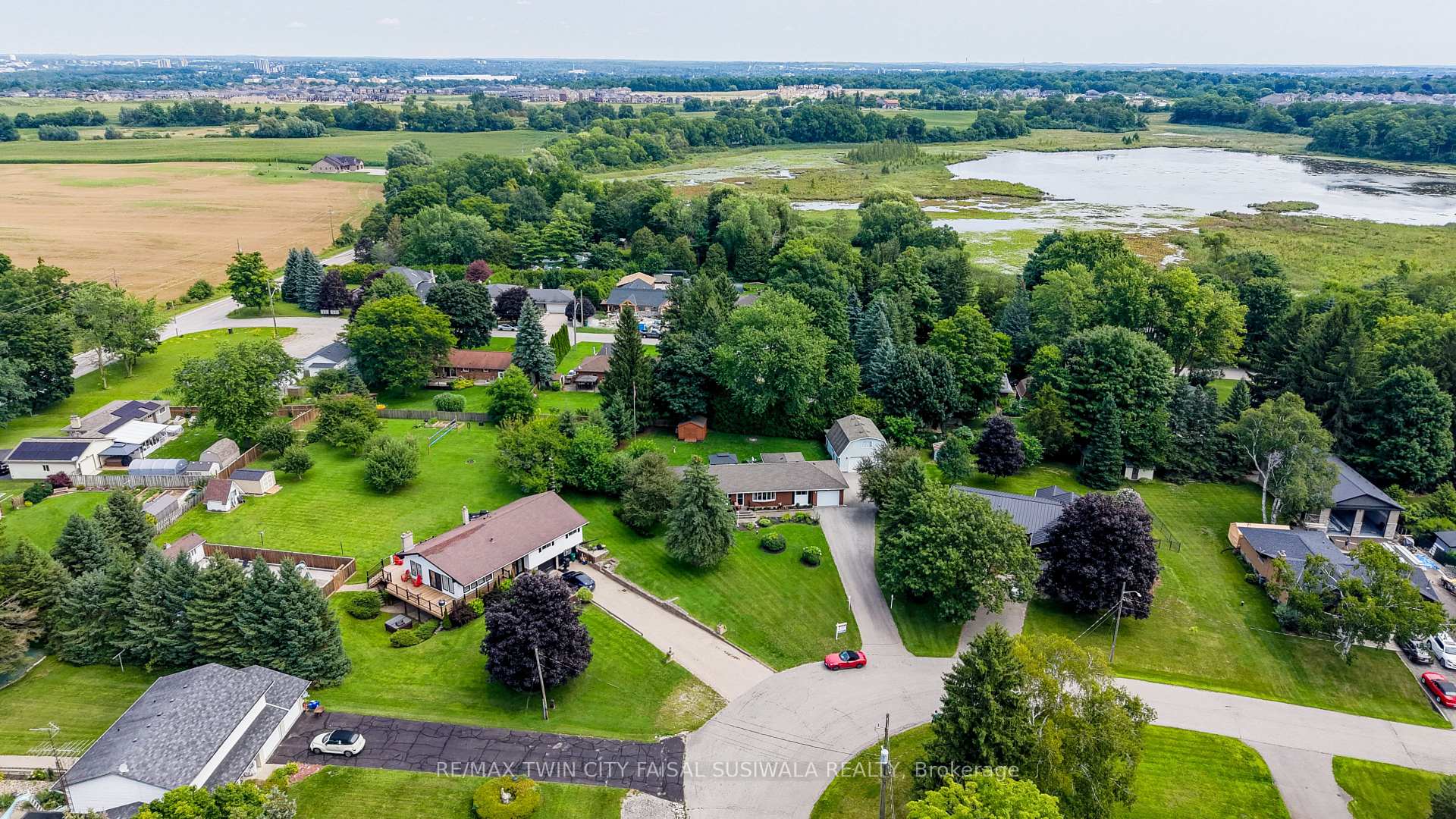 Photo 12 of 44 Oakwood Drive, Cambridge, Preston North — HOMEH
