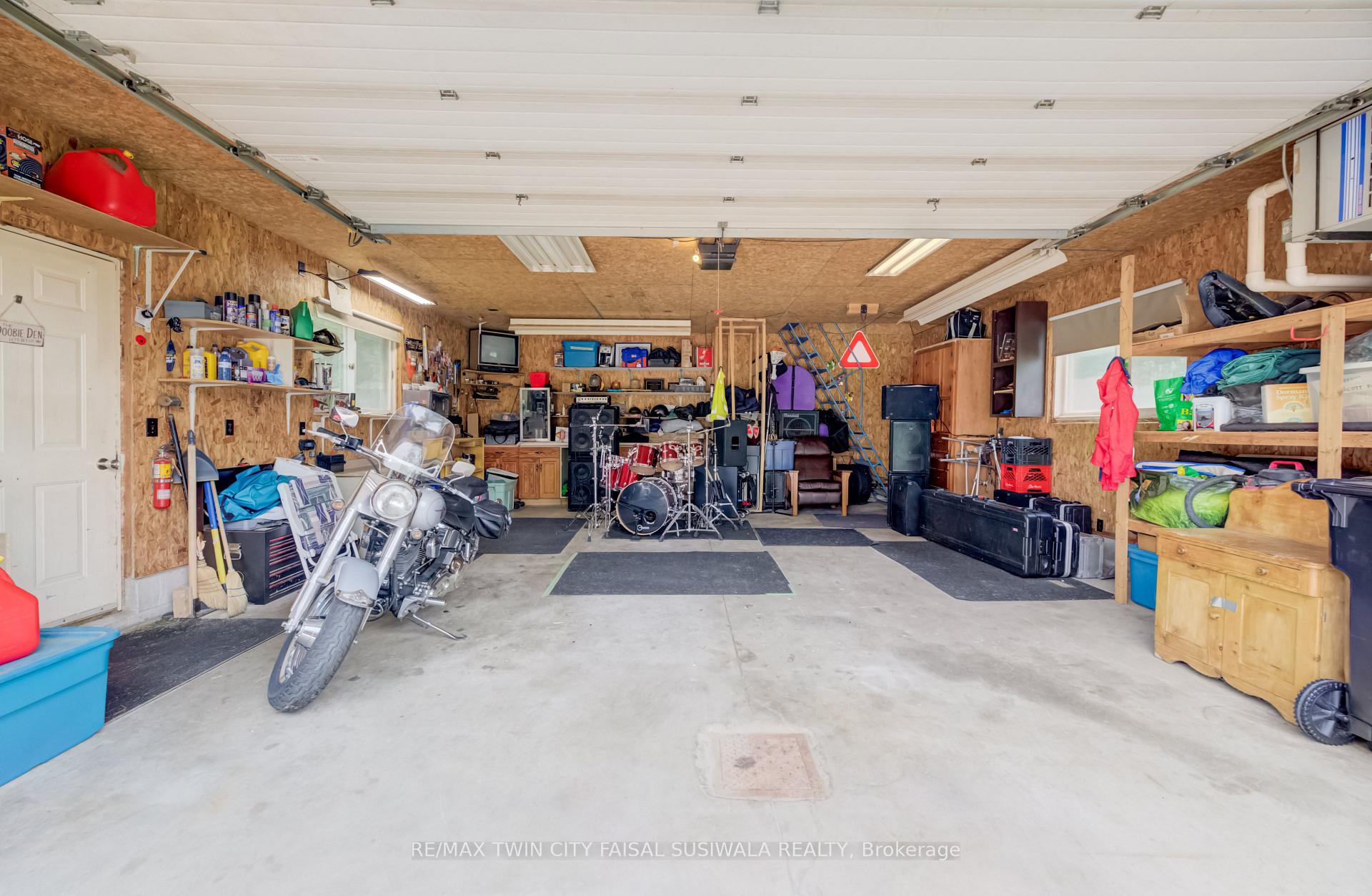 Photo 13 of 44 Oakwood Drive, Cambridge, Preston North — HOMEH