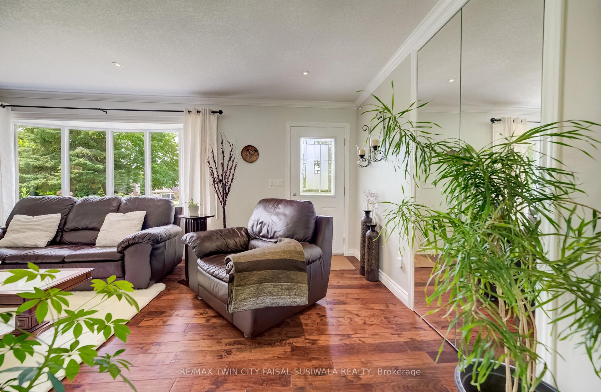 Photo 14 of 44 Oakwood Drive, Cambridge, Preston North — HOMEH