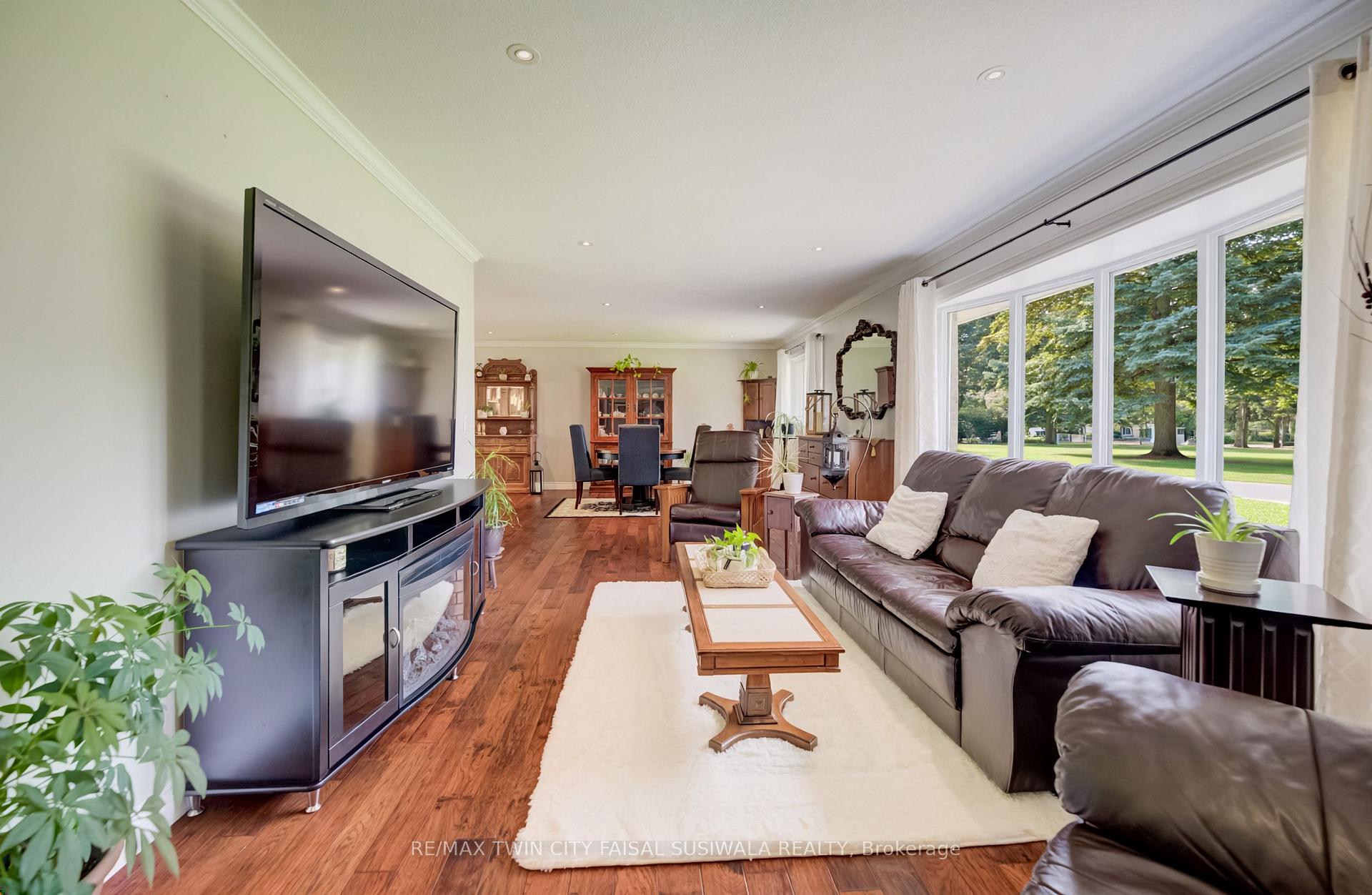 Photo 15 of 44 Oakwood Drive, Cambridge, Preston North — HOMEH