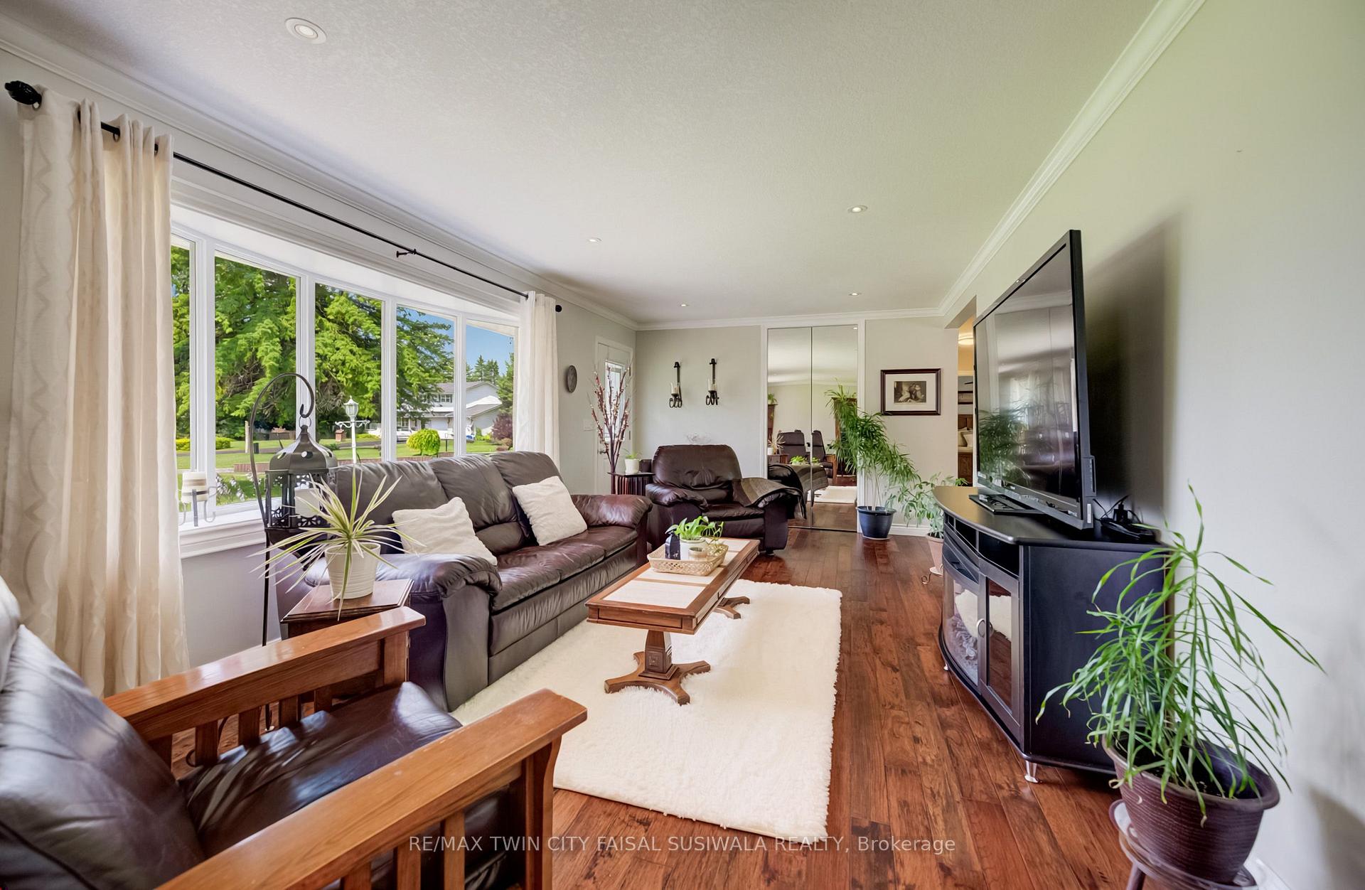 Photo 16 of 44 Oakwood Drive, Cambridge, Preston North — HOMEH