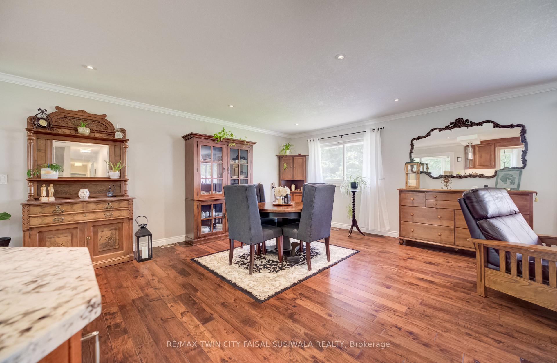 Photo 18 of 44 Oakwood Drive, Cambridge, Preston North — HOMEH