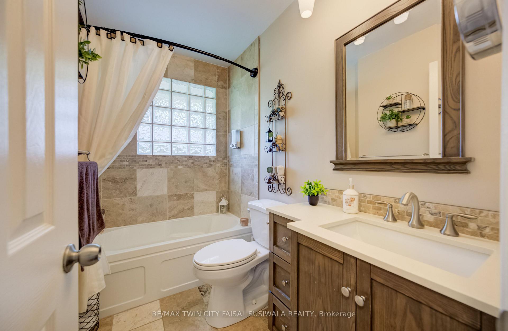 Photo 35 of 44 Oakwood Drive, Cambridge, Preston North — HOMEH