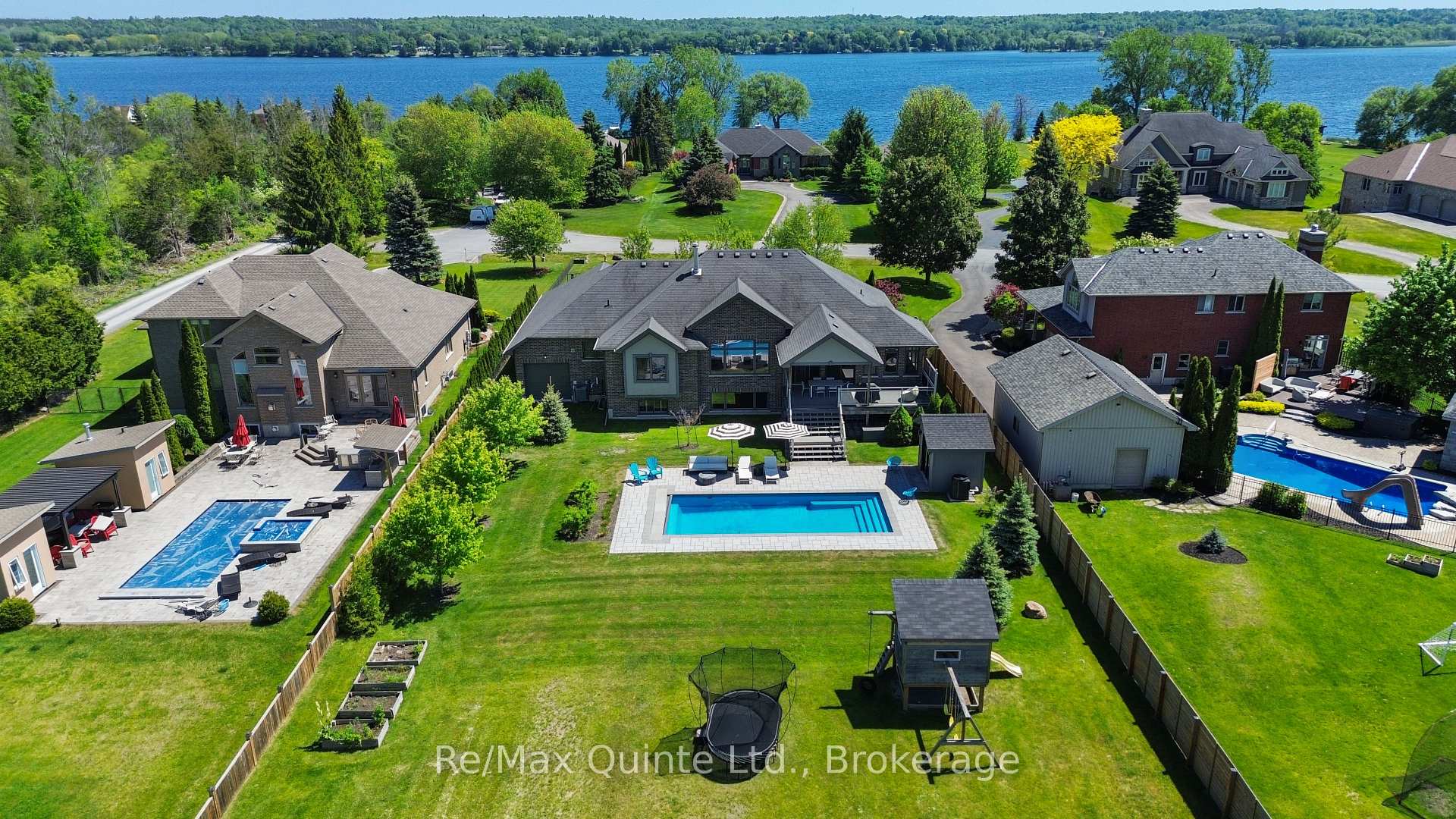 Photo 1 of 54 Settlers Landing Drive, Quinte West, Sidney Ward — HOMEH